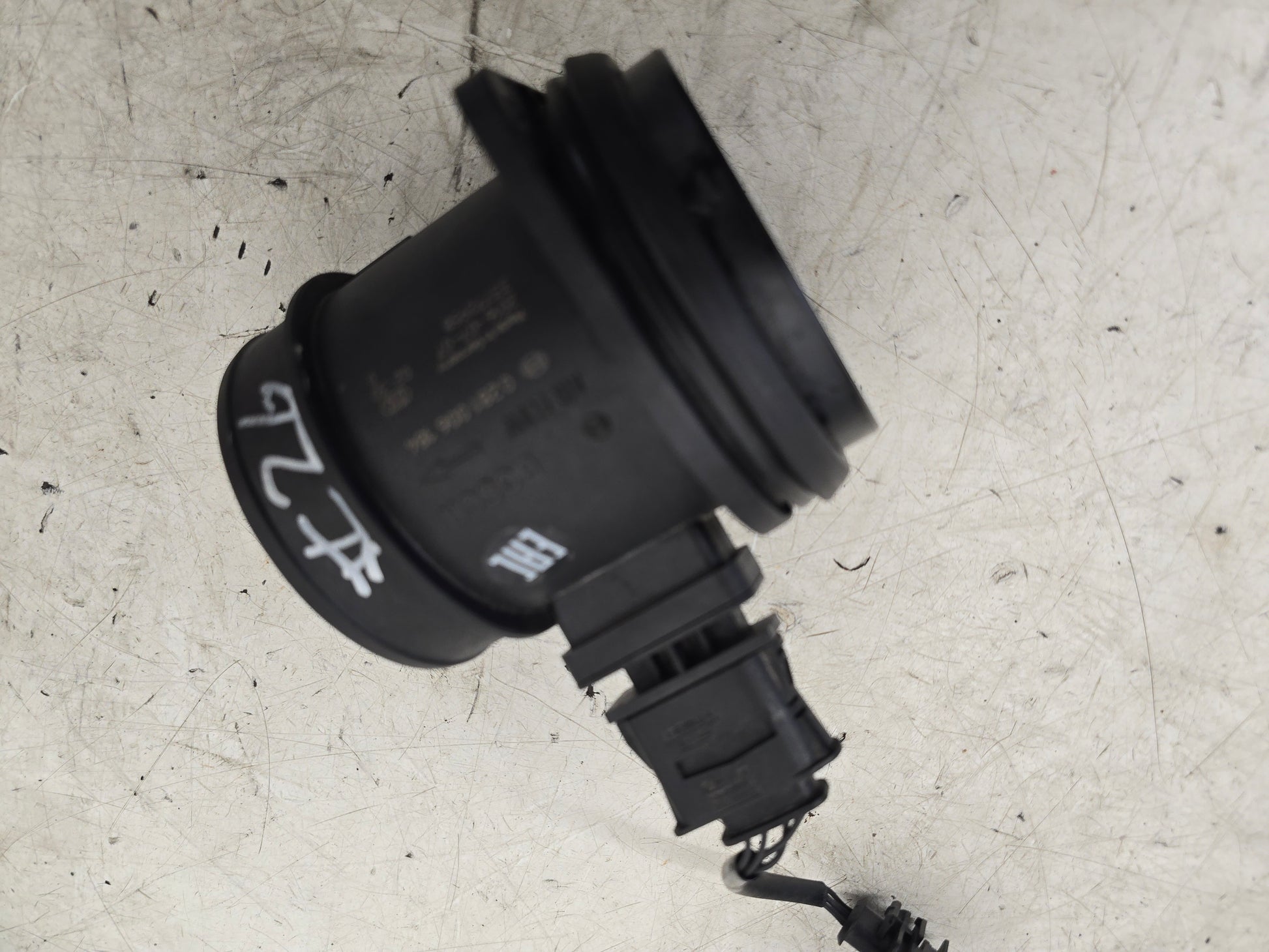 2006-2013 Volvo C30 Mass Air Flow Sensor 33772958