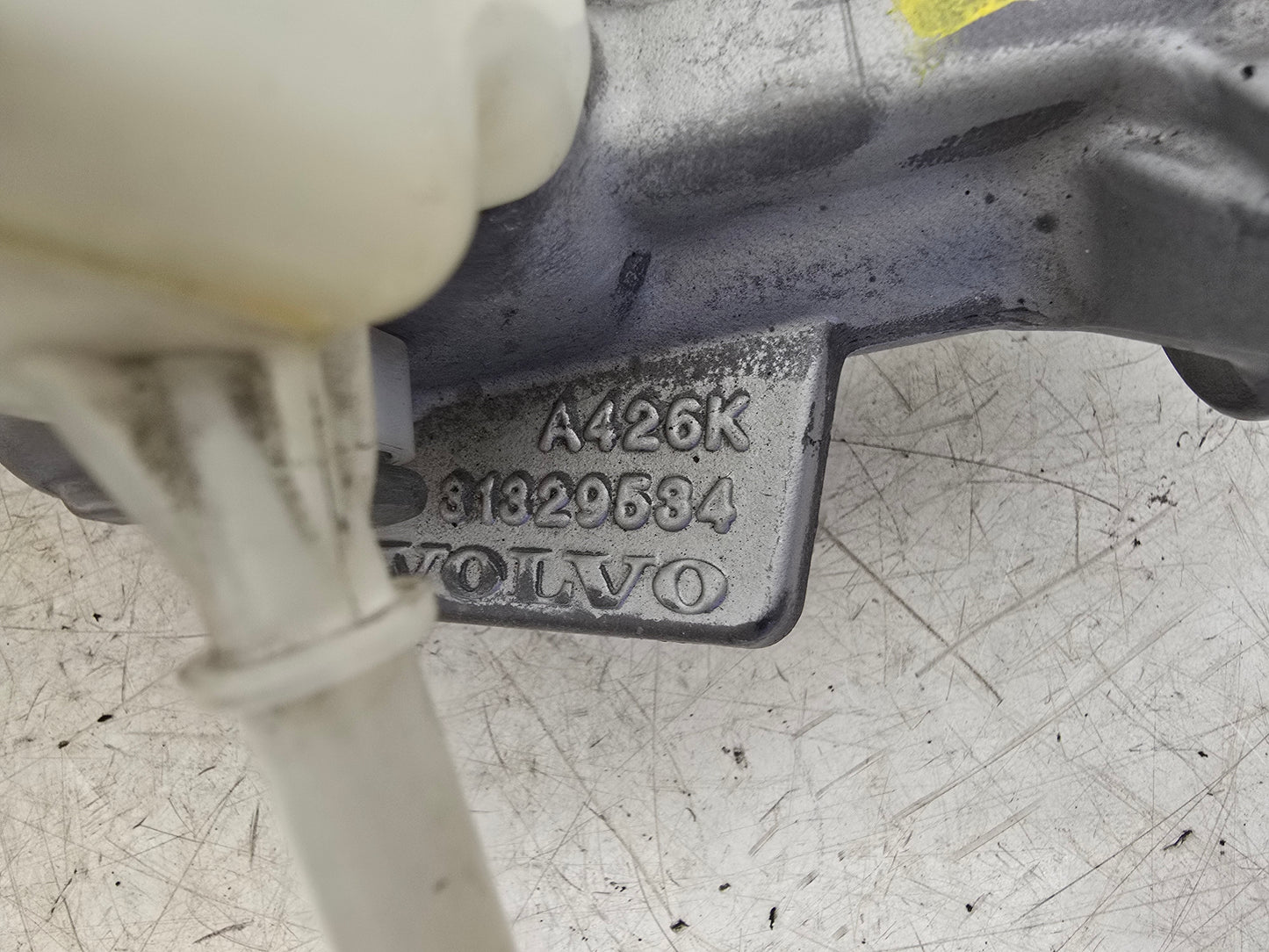 2014 Volvo V40 Brake Master Cylinder and Fluid Reservoir 1.6 Diesel RHD