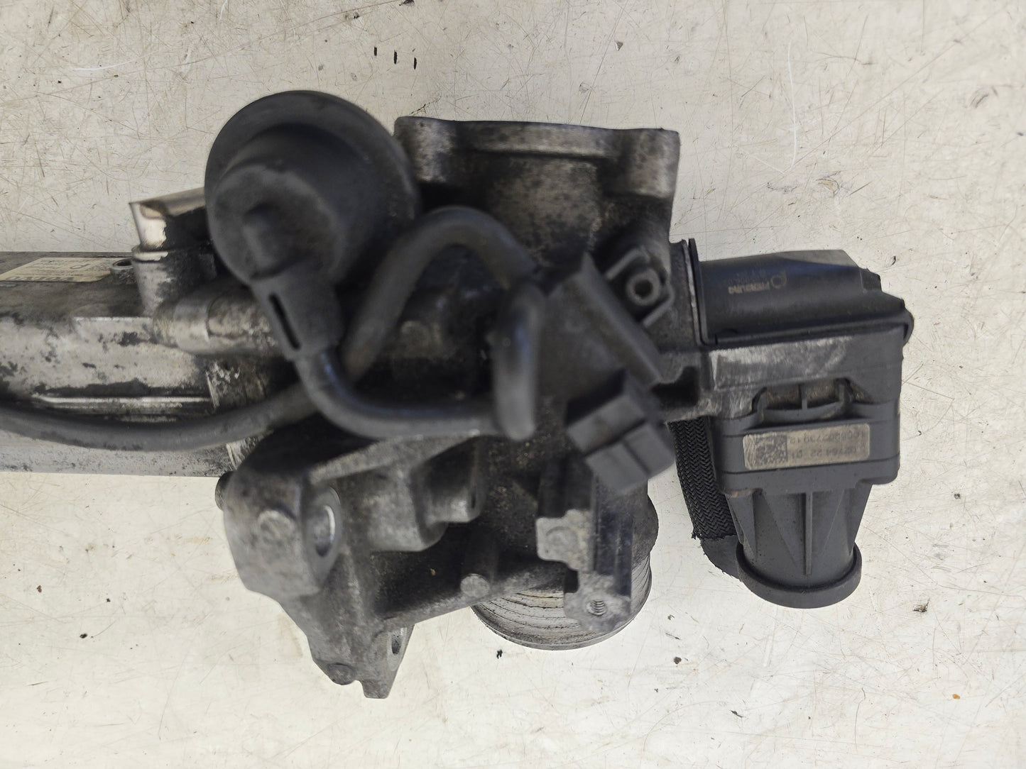 2008-2016 Volvo V60 2.0 D3 Diesel EGR Valve and Cooler 31325030