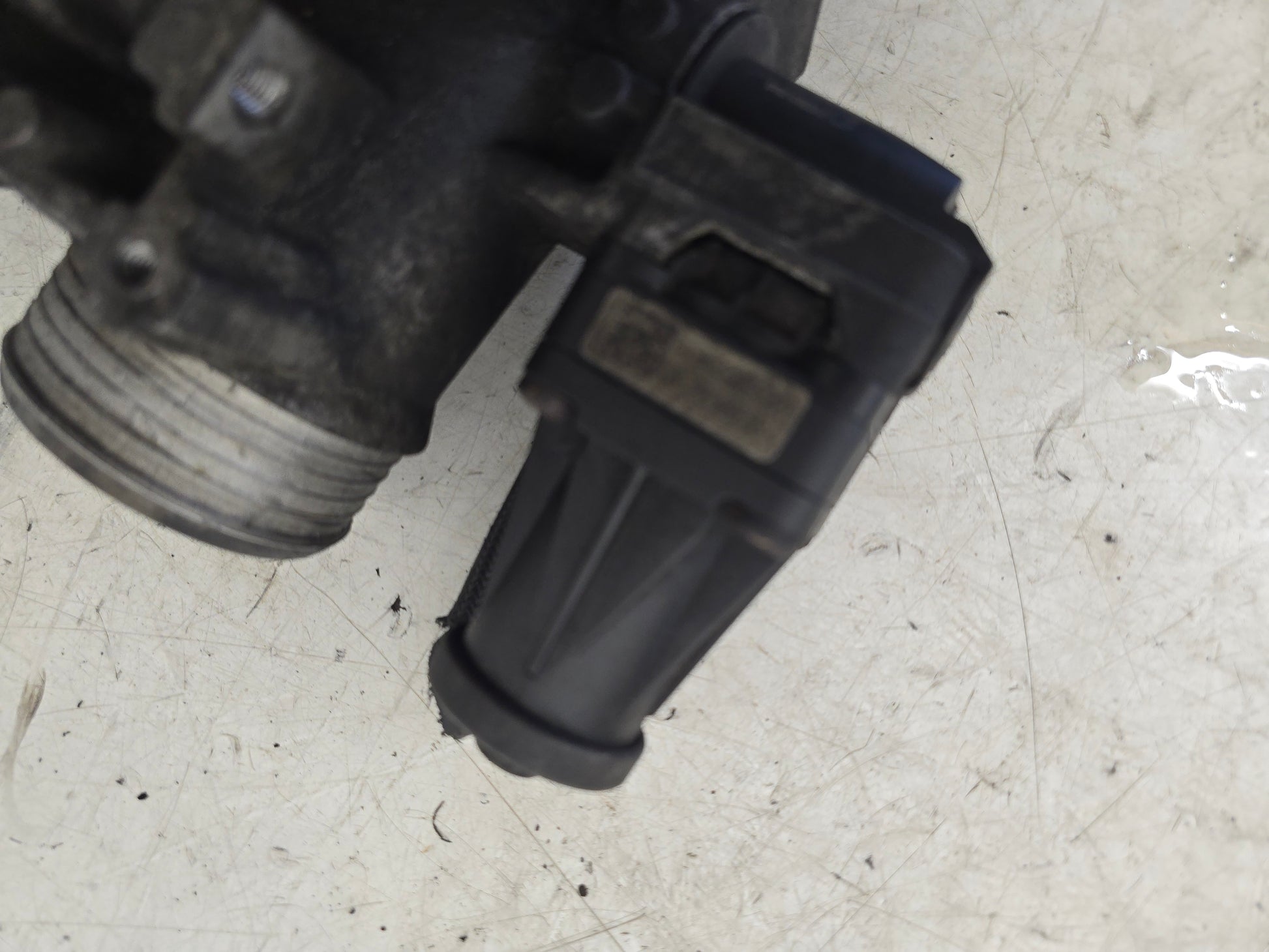 2008-2016 Volvo V60 2.0 D3 Diesel EGR Valve and Cooler 31325030