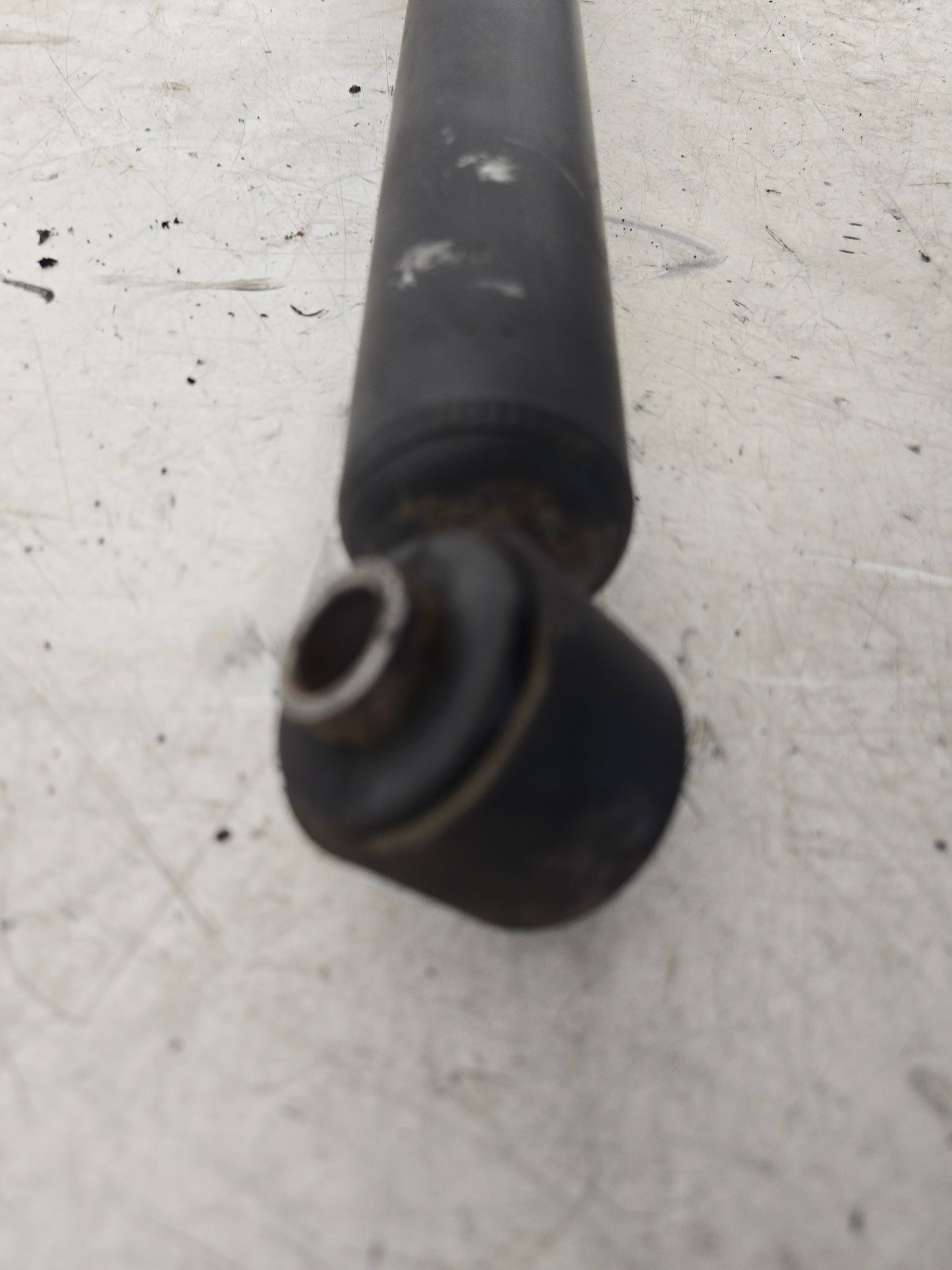 2012 Volvo V60 D3 Rear Shock Absorber 31340700
