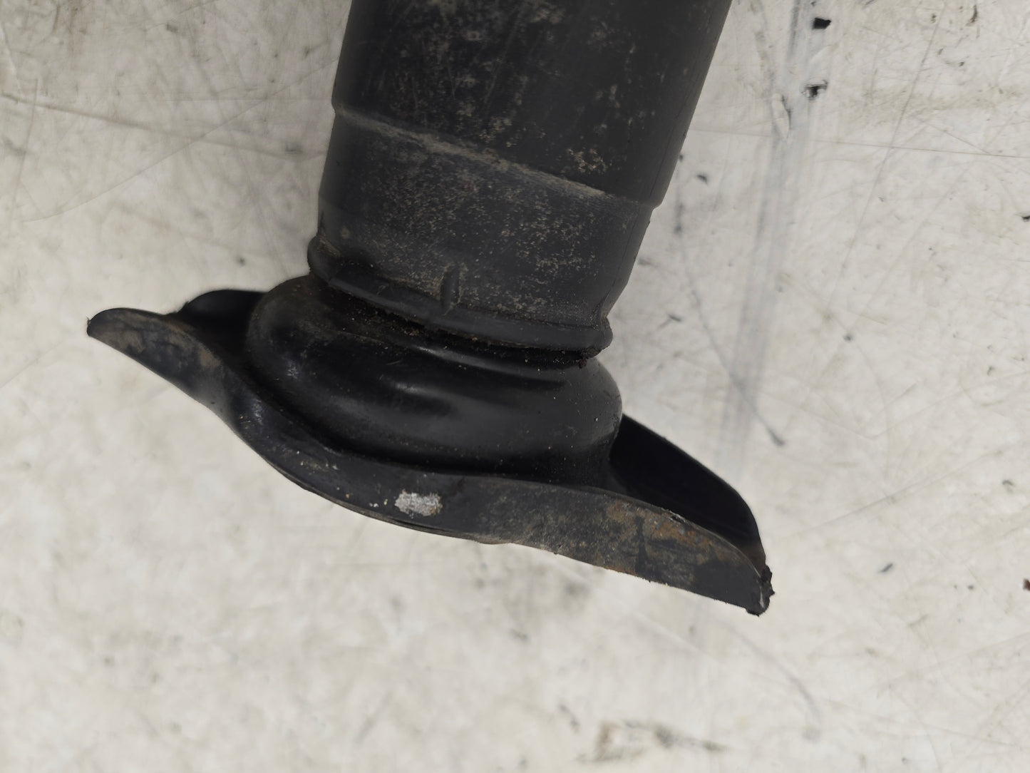2012 Volvo V60 D3 Rear Shock Absorber 31340700