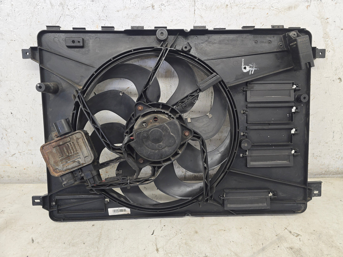 2010-2018 Volvo V60 D3 Radiator Fan and Cowling 31293778