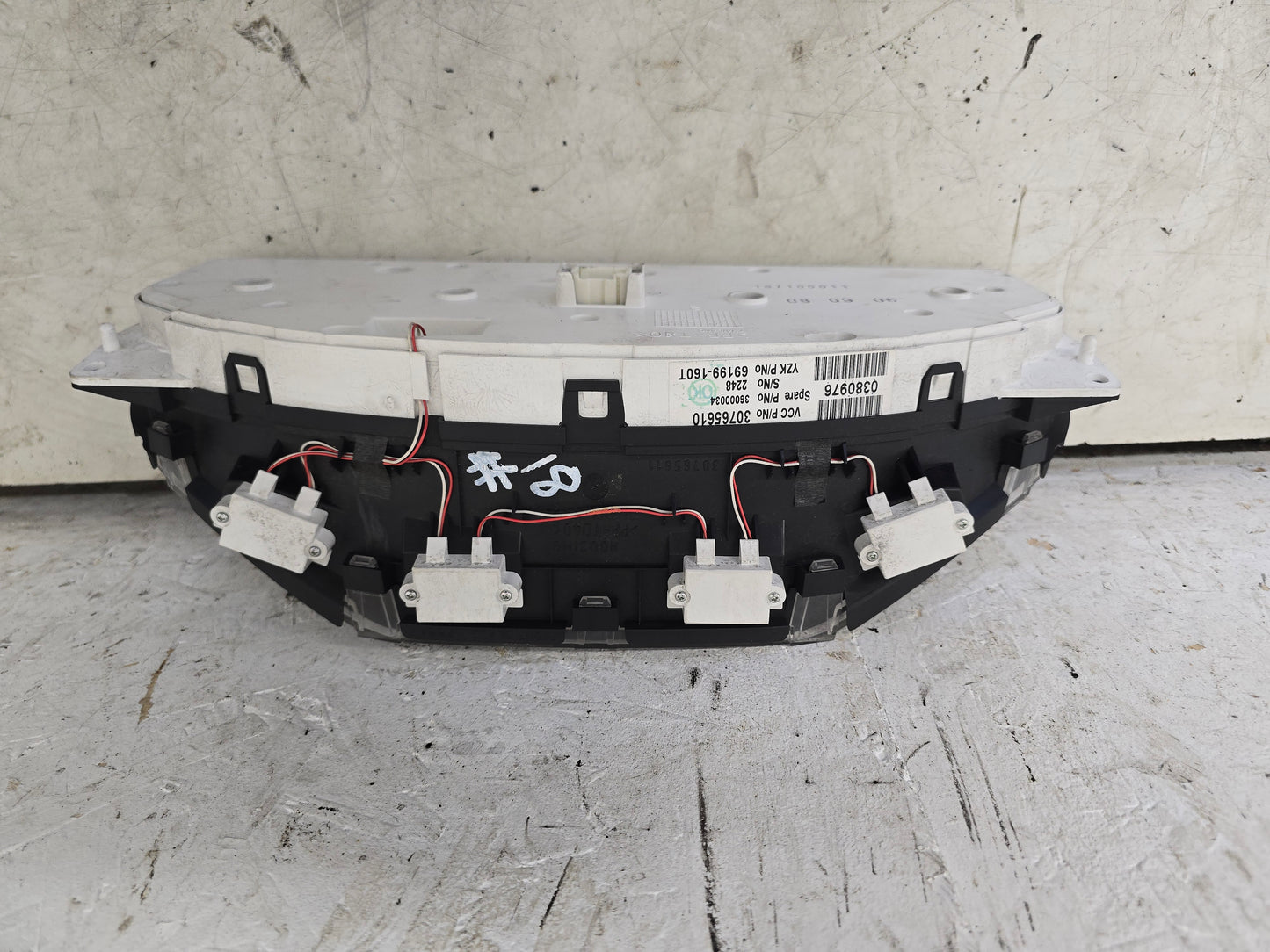 2006-2014 Volvo XC90 D5 Instrument Cluster 30765610