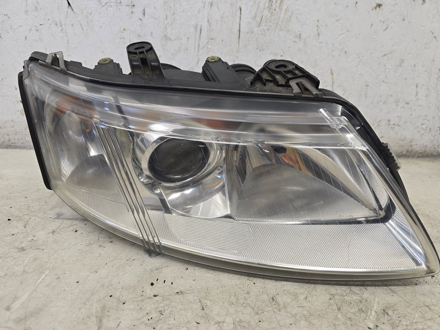 2003-2007 Saab 9-3 YS3F Convertible Driver Side Headlight — Stock 9680