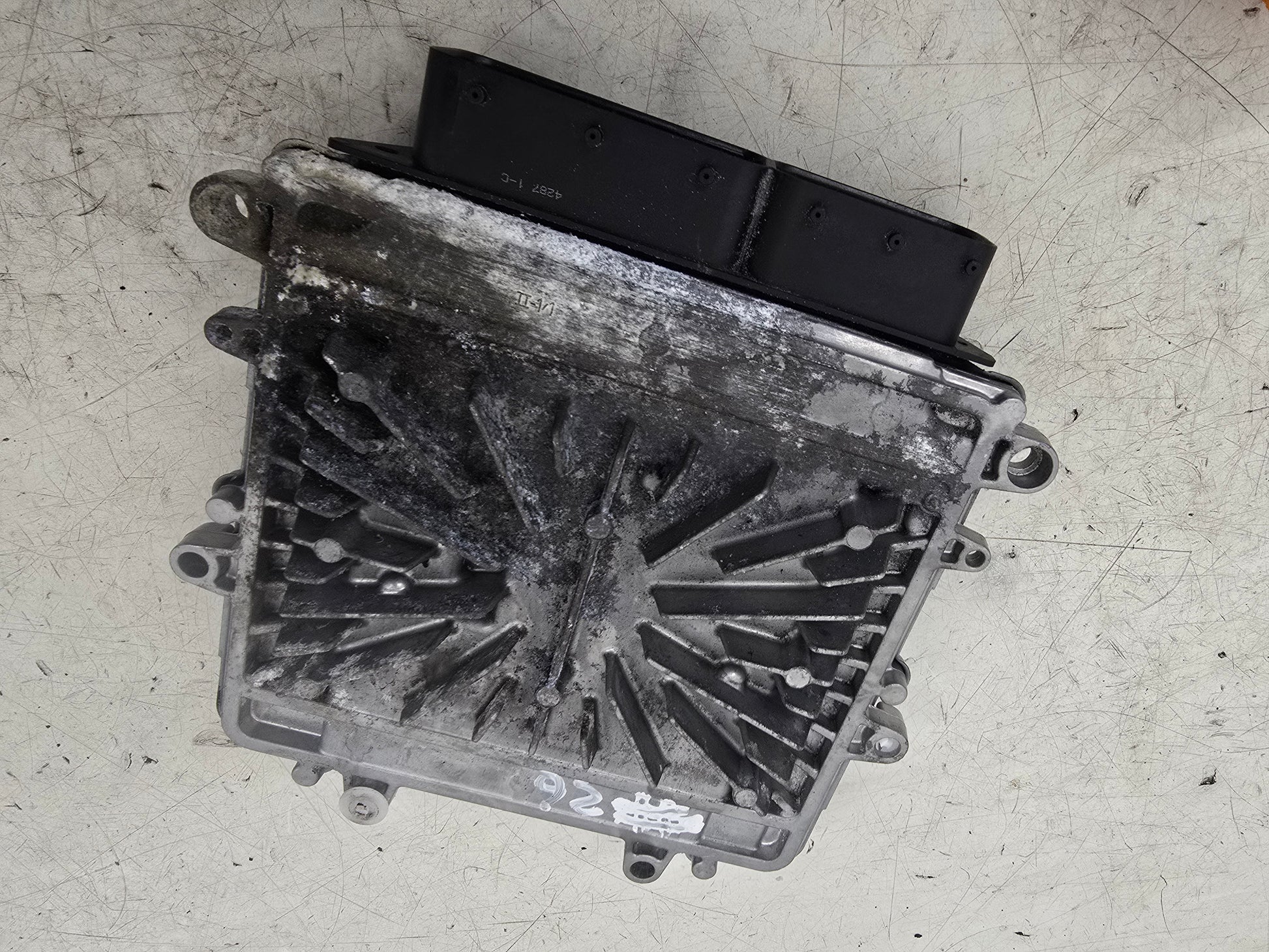 VOLVO C30 2006-2009 Engine ECU 30771550 AB