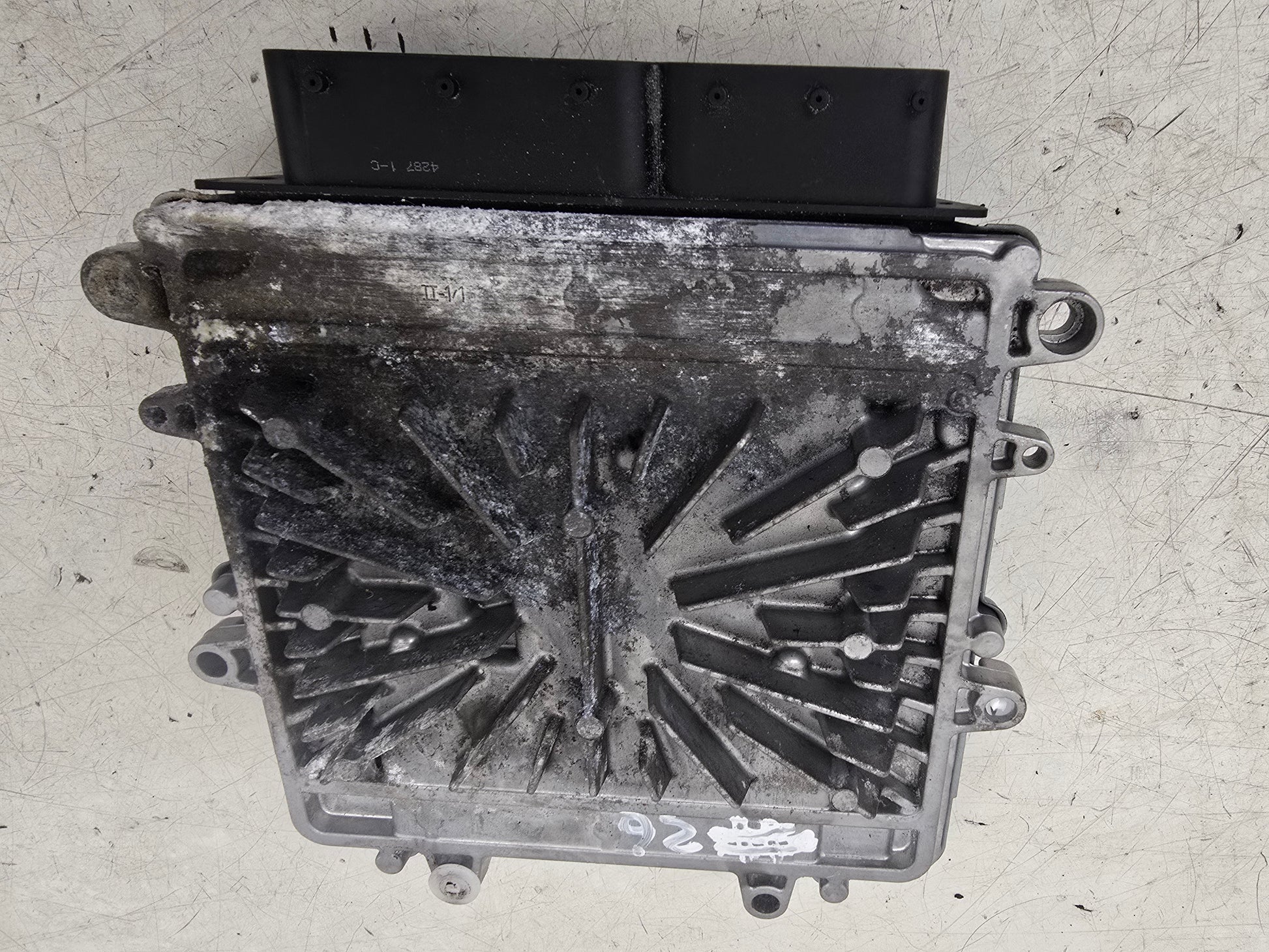 VOLVO C30 2006-2009 Engine ECU 30771550 AB — photo 4