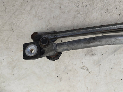 2004-2016 Volvo V50 C30 Front Wiper Motor & Mechanism 30699343