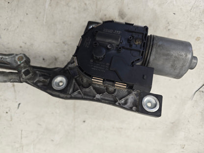 2004-2016 Volvo V50 C30 Front Wiper Motor & Mechanism 30699343