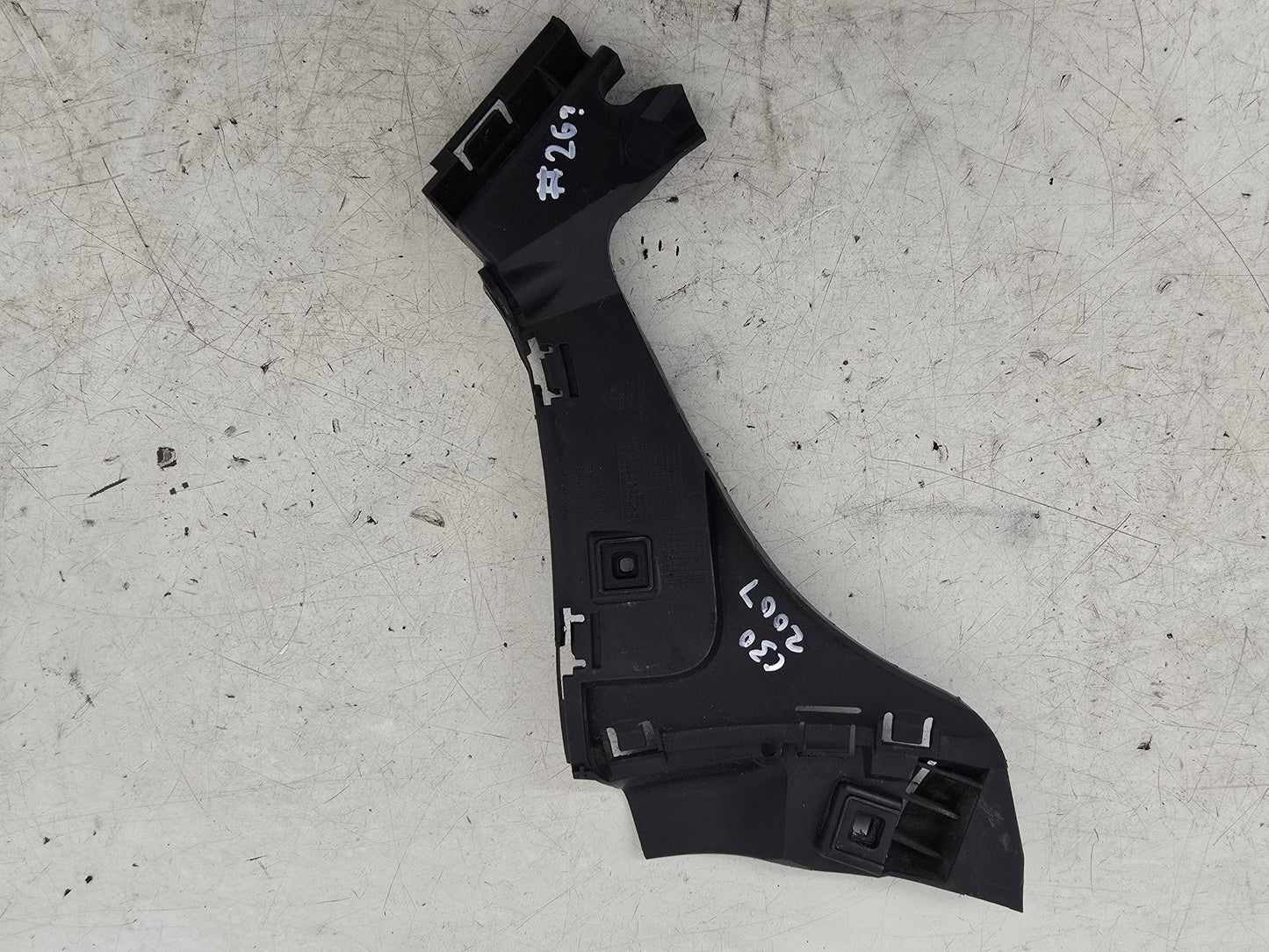 2006-2013 Volvo C30 Offside Rear Bumper Mounting Bracket 30655938