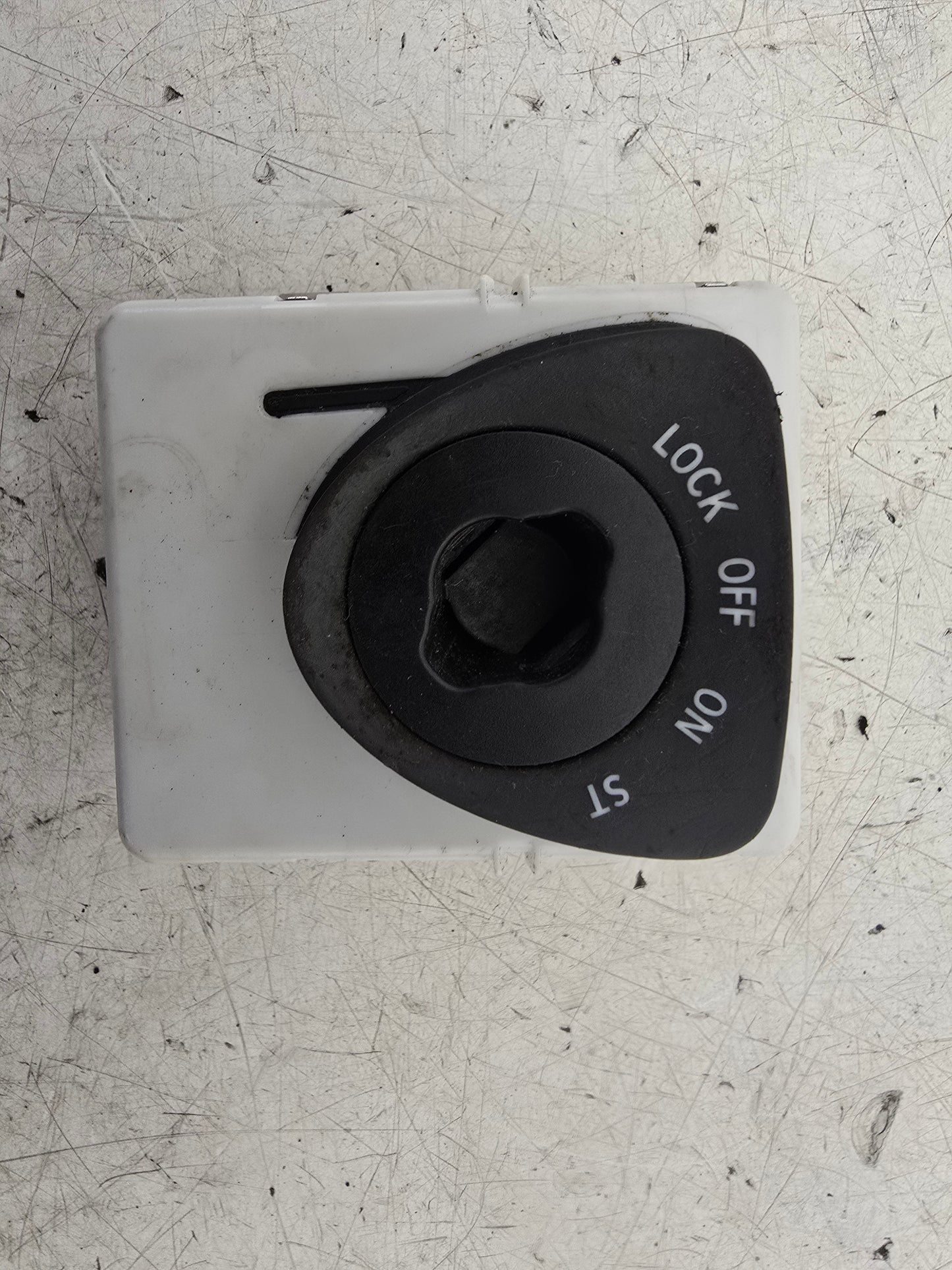 2003-2007 Saab 9-3 YS3F Convertible Electronic Ignition Module 11173900