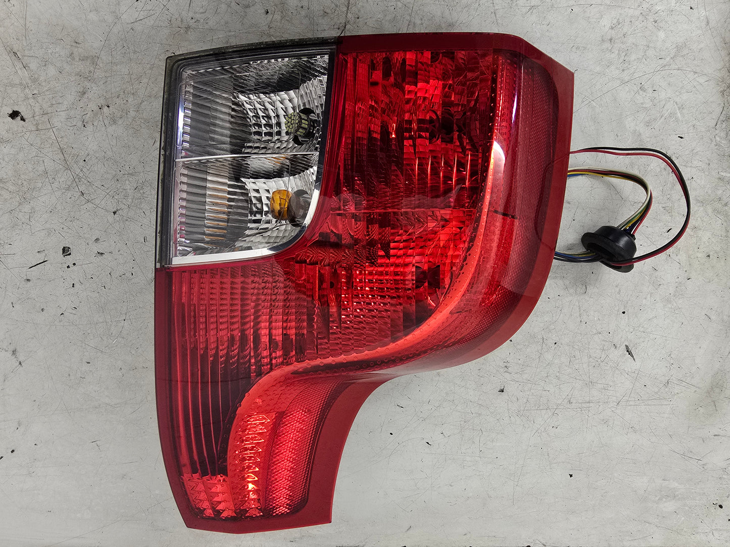 2002-2016 Volvo XC90 D5 Rear Left Passenger Light Assembly 30678989