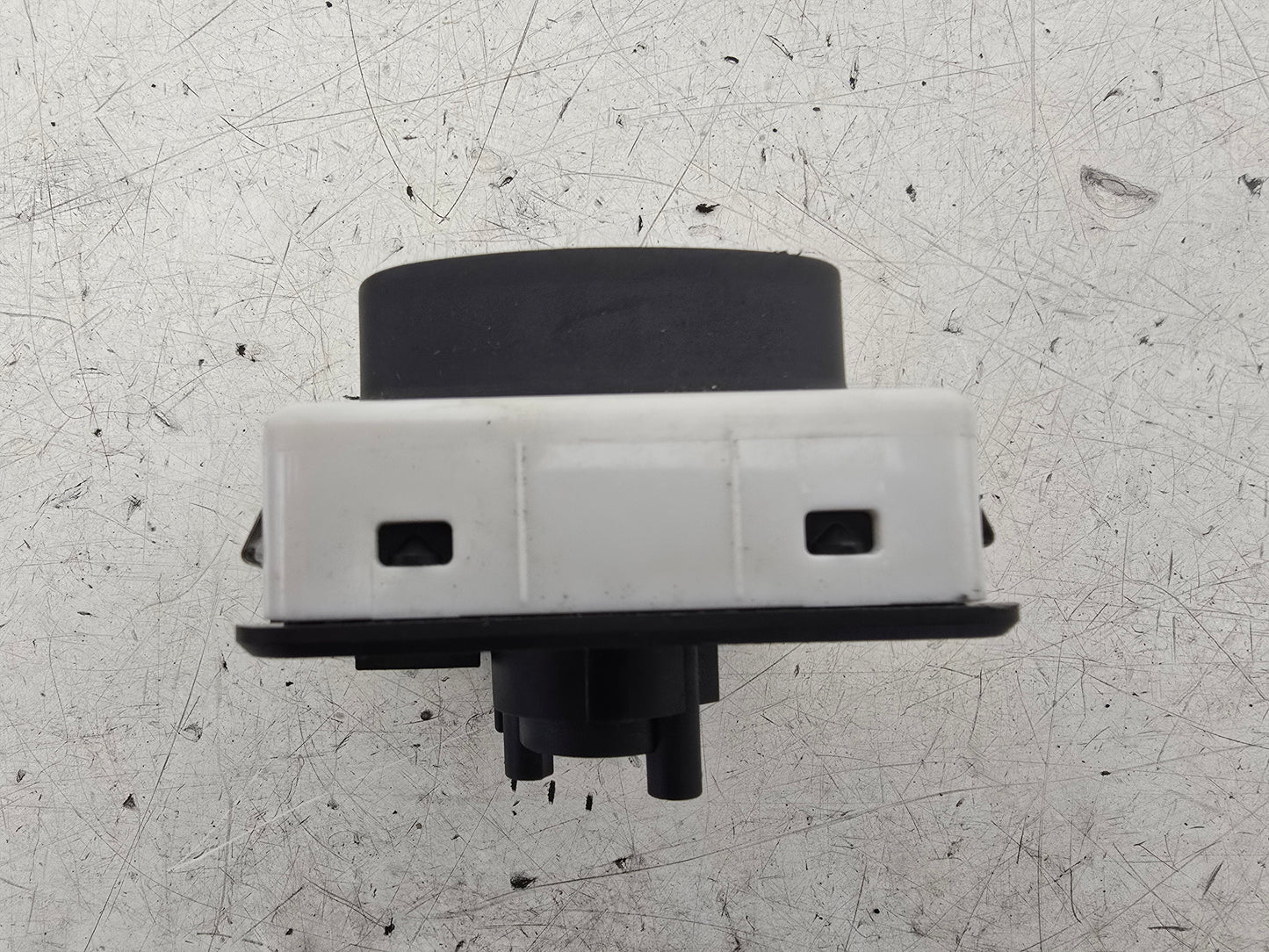 2003-2007 Saab 9-3 YS3F Convertible Electronic Ignition Module 11173900