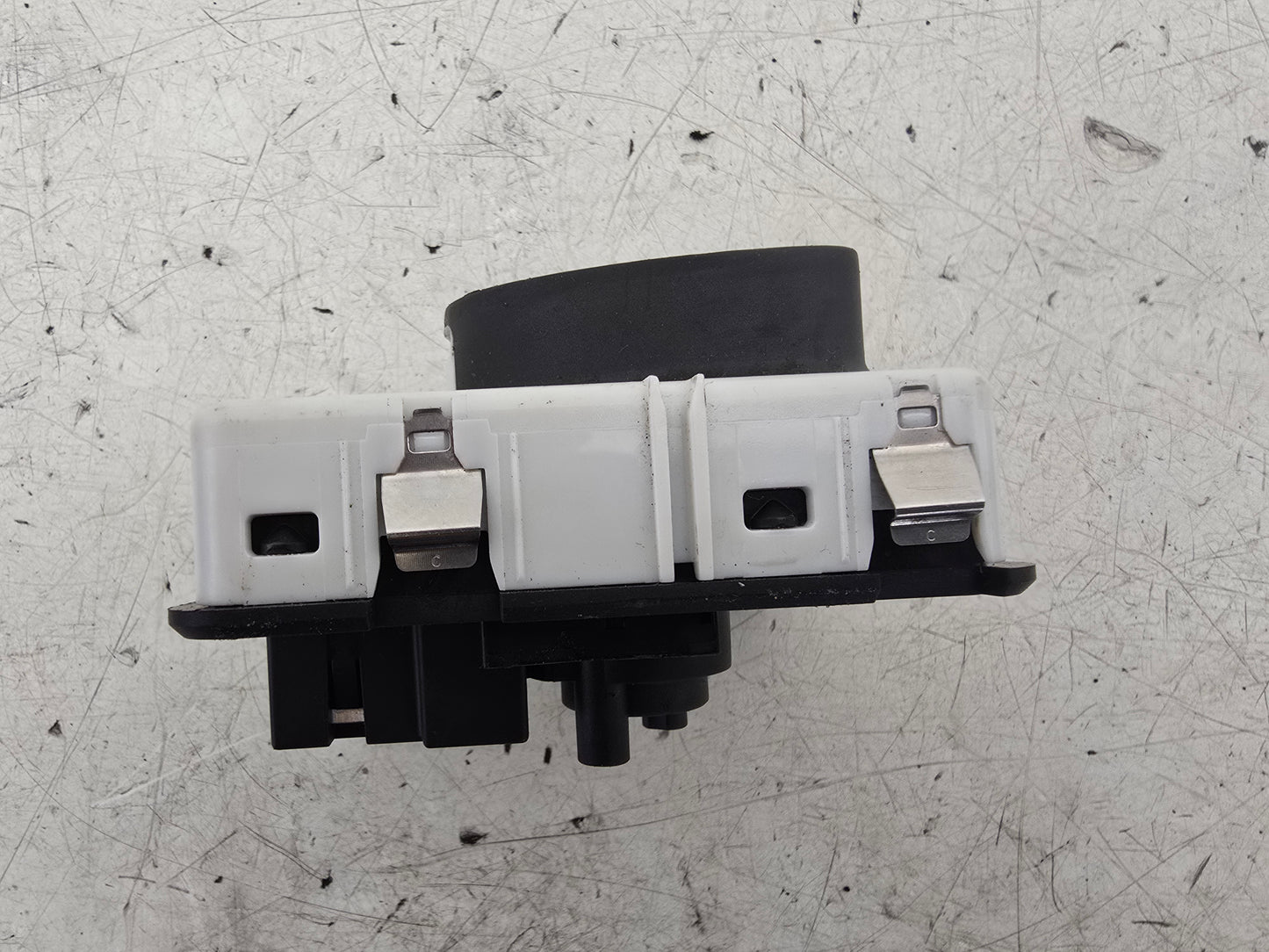 2003-2007 Saab 9-3 YS3F Convertible Electronic Ignition Module 11173900