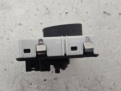 2003-2007 Saab 9-3 YS3F Convertible Electronic Ignition Module 11173900