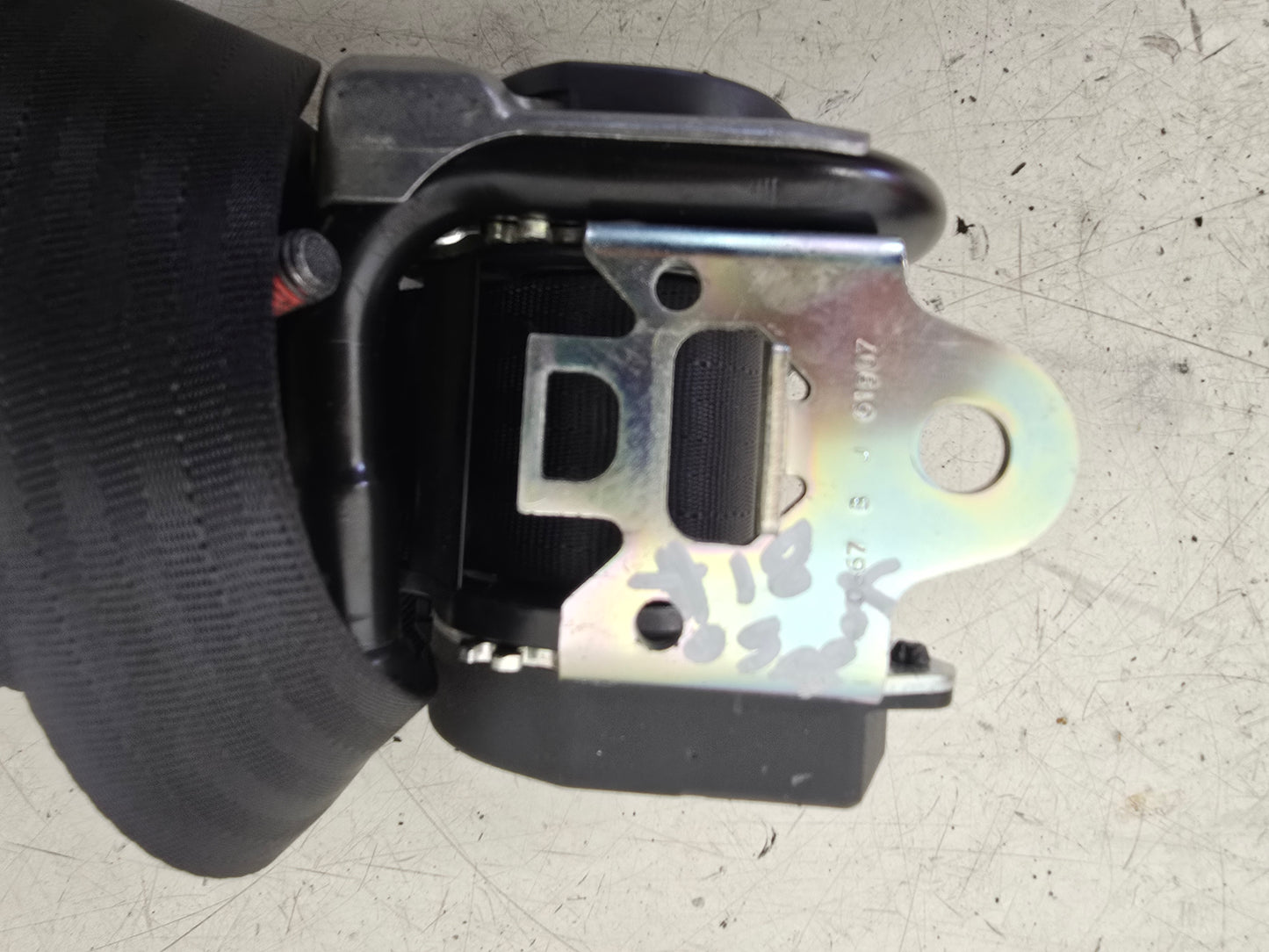 2003-2018 Volvo XC90 Right Rear Seat Belt 6841768