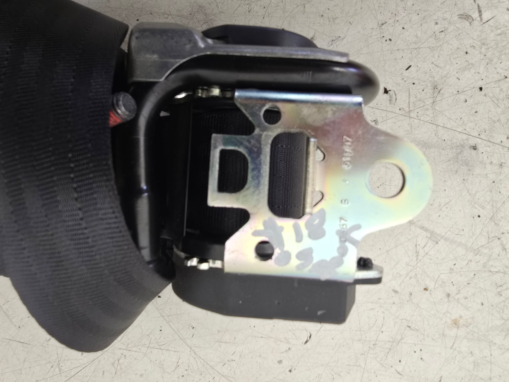 2003-2018 Volvo XC90 Right Rear Seat Belt 6841768