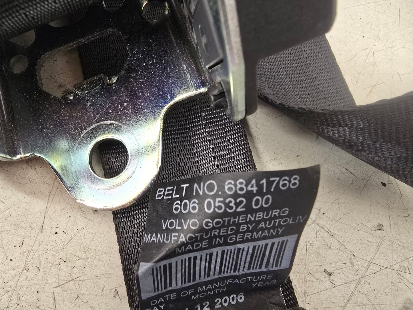 2003-2018 Volvo XC90 Right Rear Seat Belt 6841768