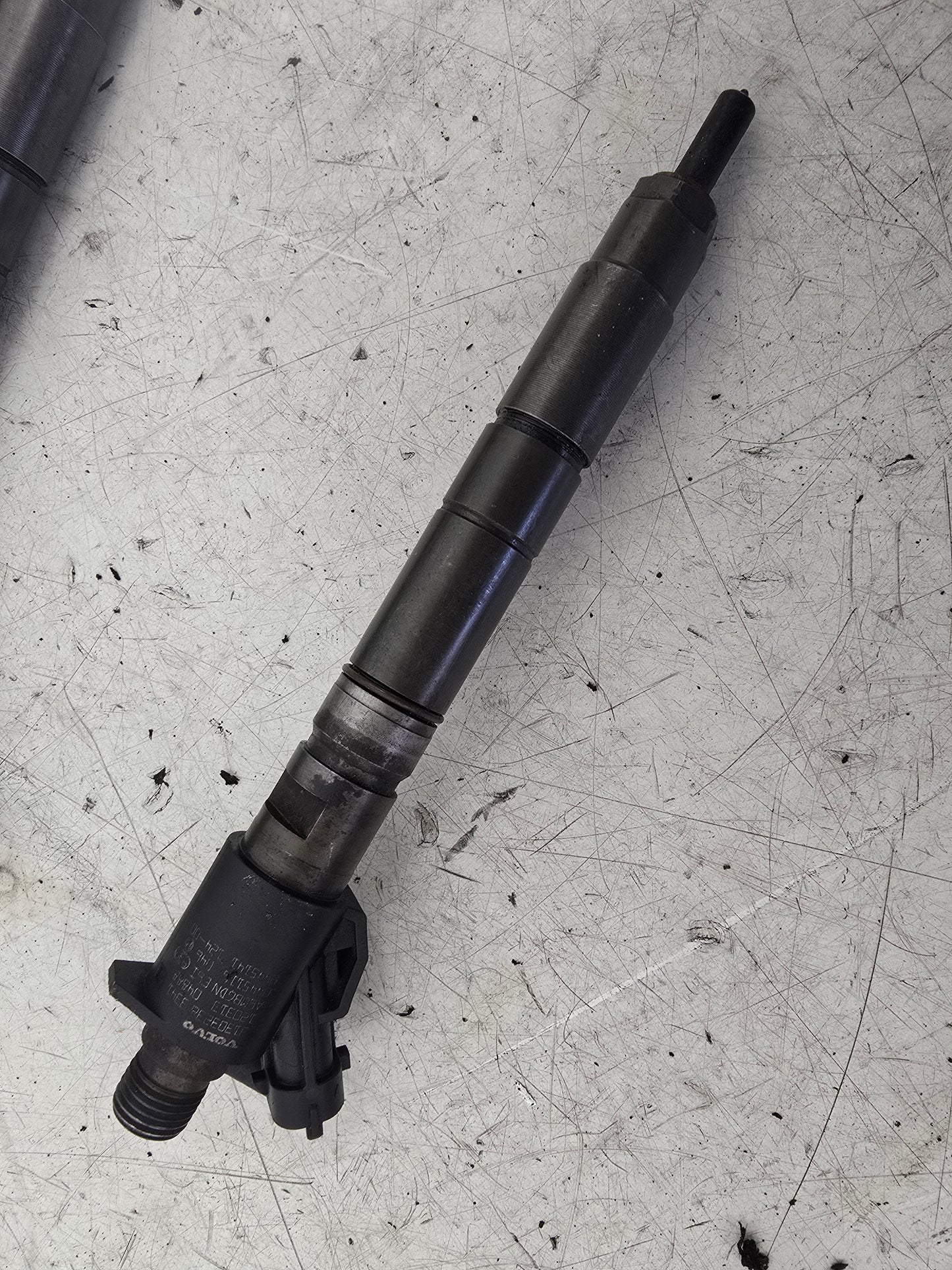 2012 Volvo V60 D3 Diesel Injectors Set 31303238 0445116046