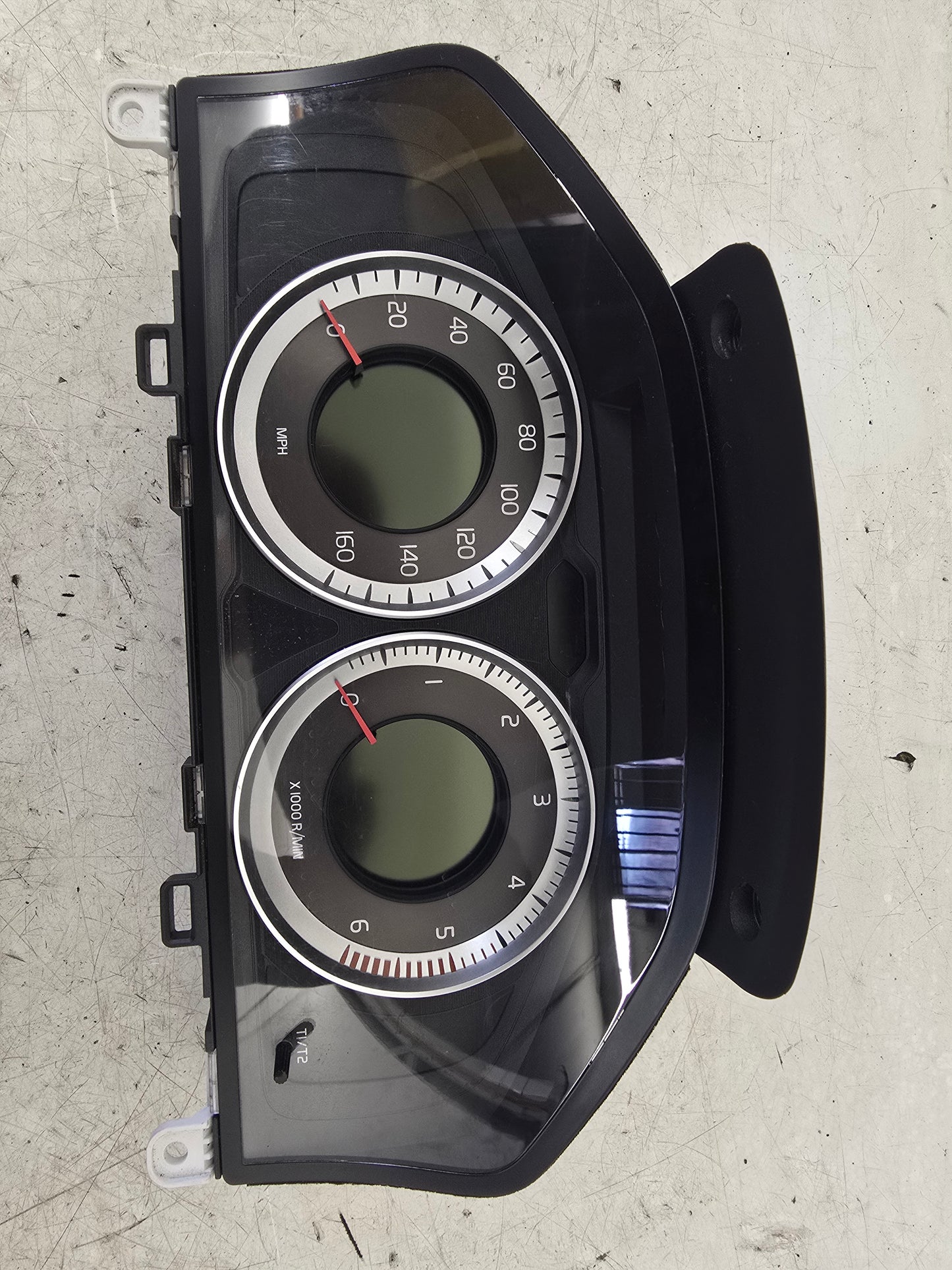 2011-2018 Volvo V60 D3 Instrument Cluster Speedo Clocks 31343330AA