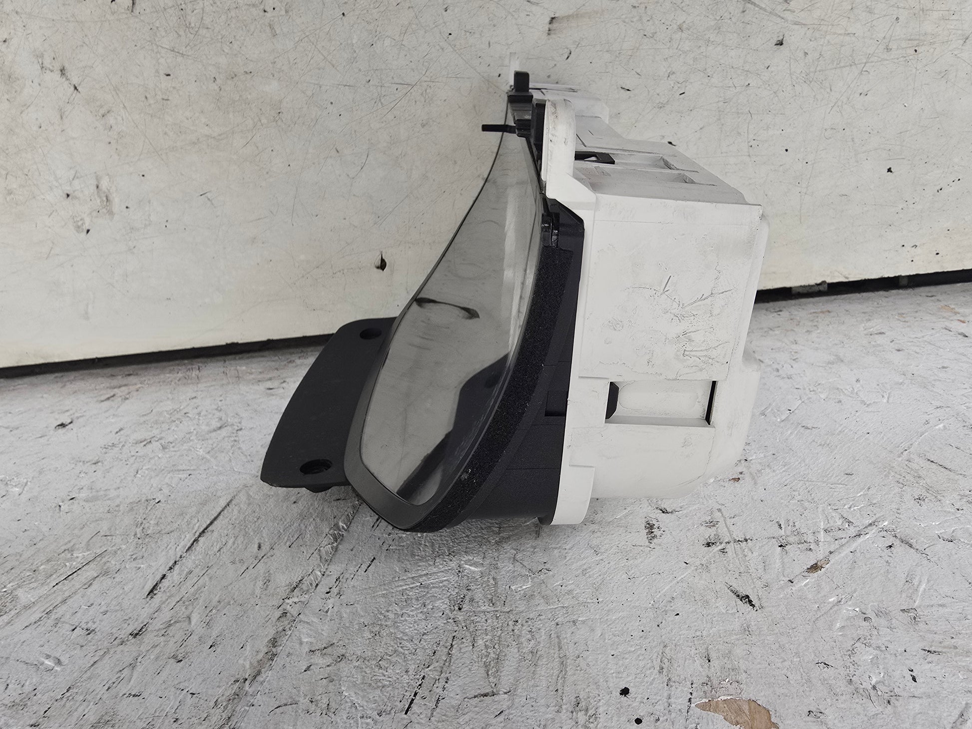 2011-2018 Volvo V60 D3 Instrument Cluster Speedo Clocks 31343330AA