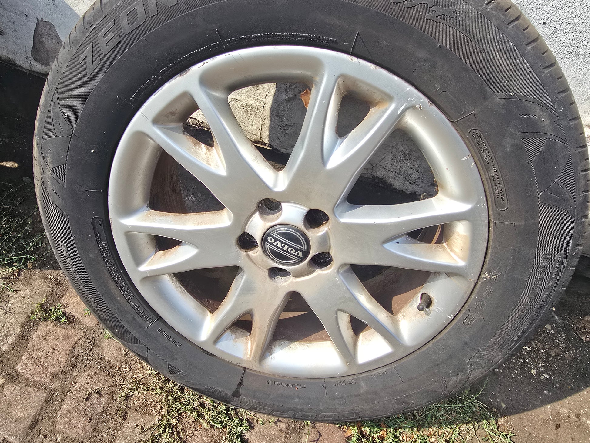 2002-2014 Volvo XC90 18 Inch Atlantis Alloy Wheel 30748436