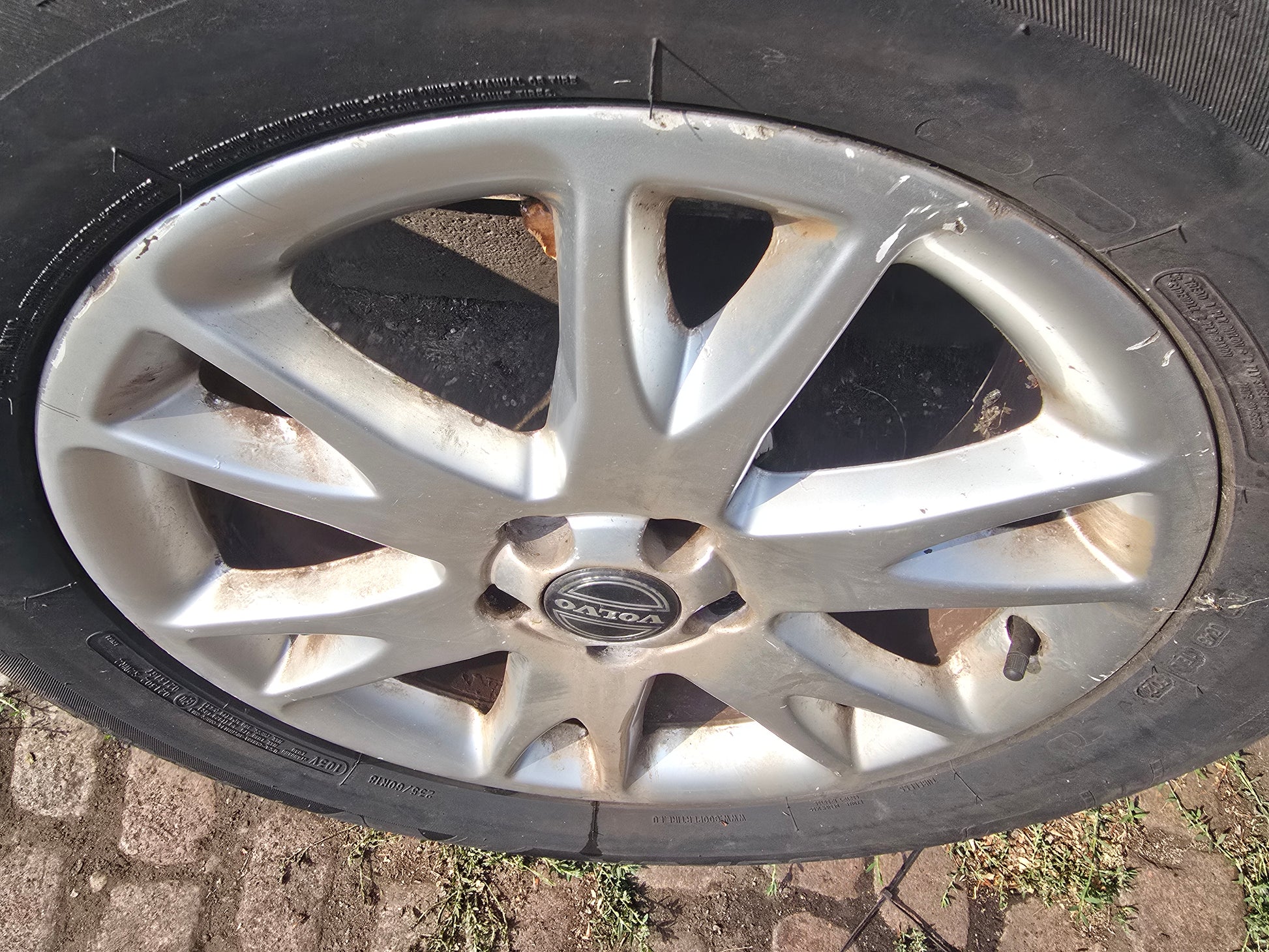 2002-2014 Volvo XC90 18 Inch Atlantis Alloy Wheel 30748436