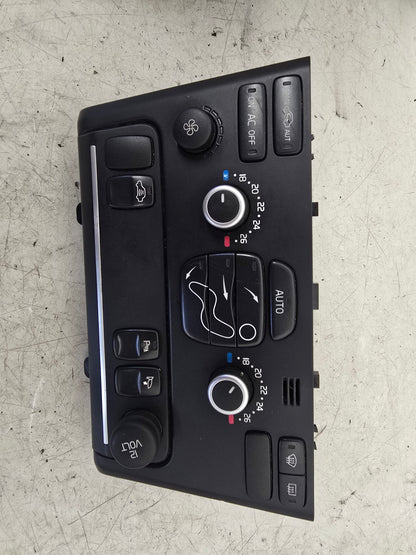 2003-2014 Volvo XC90 Heater Control Panel 30782329