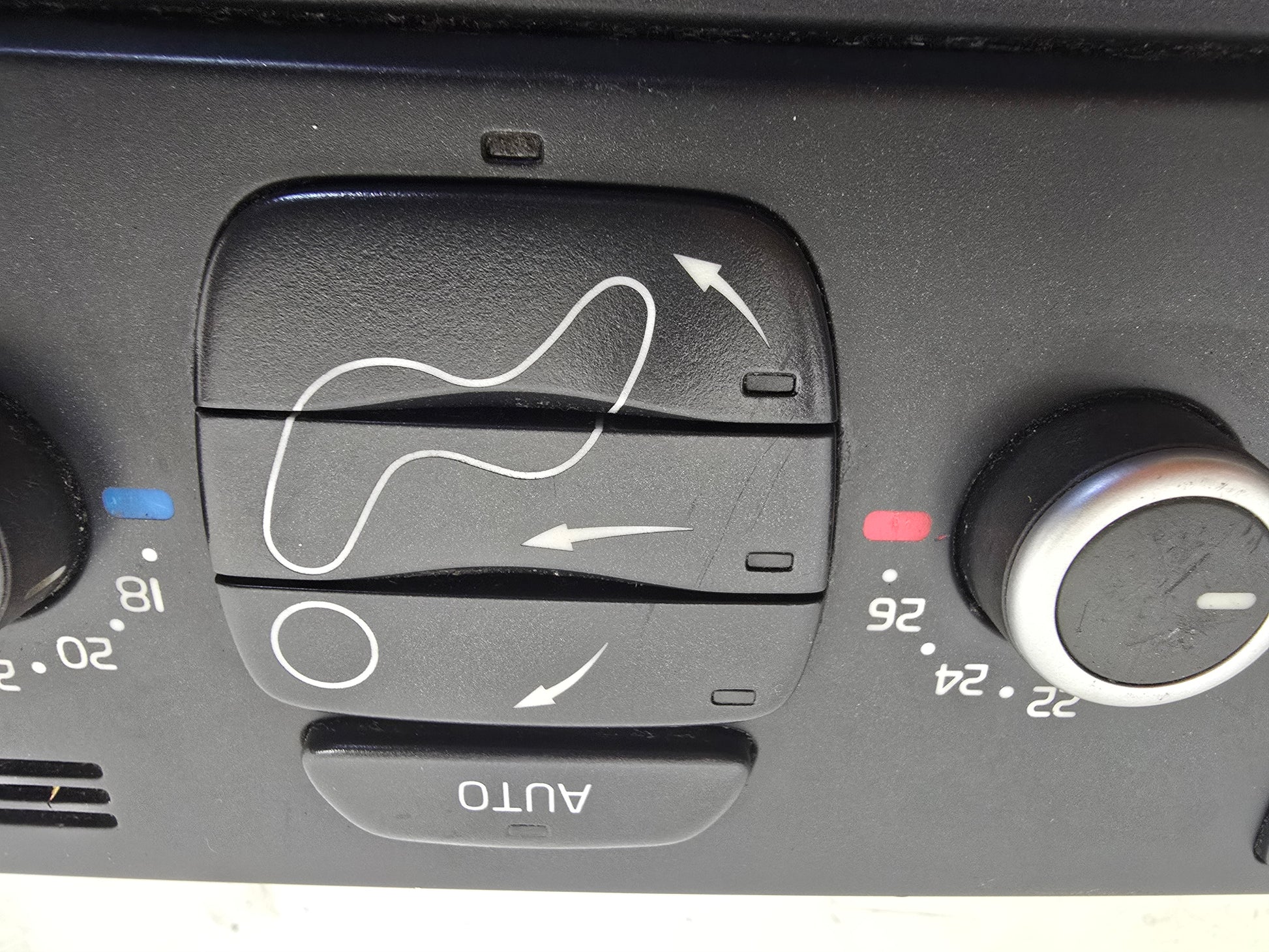 2003-2014 Volvo XC90 Heater Control Panel 30782329