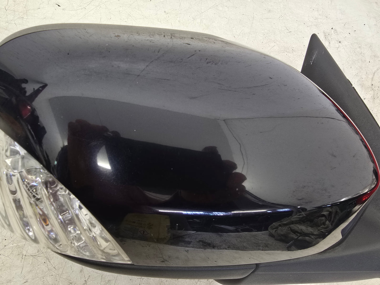 2006 Volvo XC90 D5 Series I Right Driver Door Mirror Blue 2401cc Diesel Auto