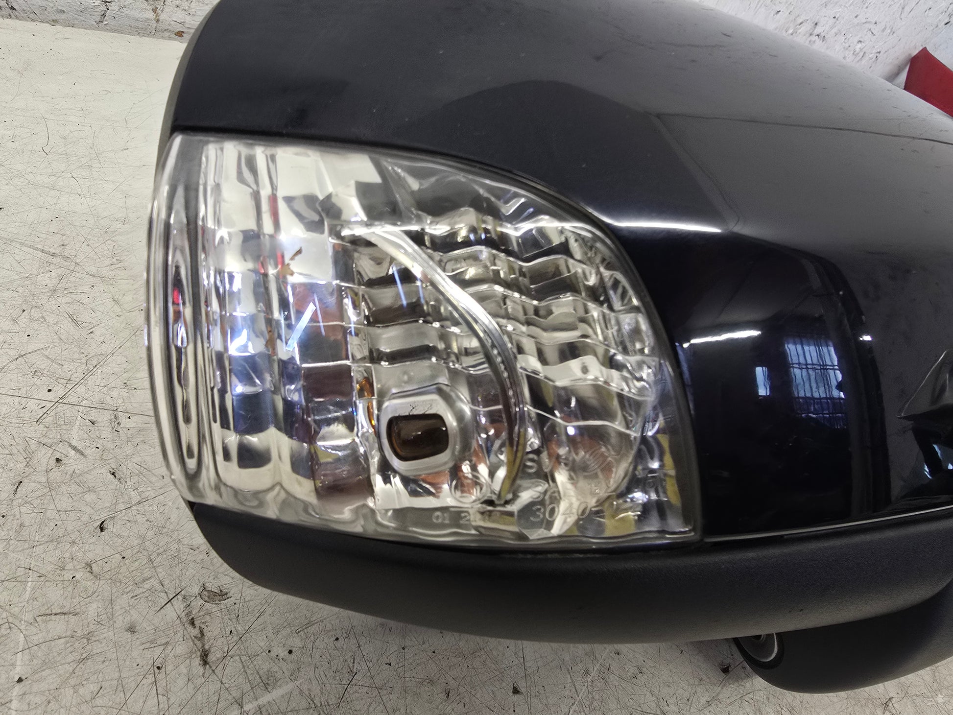 2006 Volvo XC90 D5 Series I Right Driver Door Mirror Blue 2401cc Diesel Auto