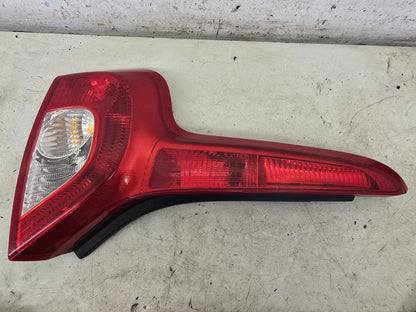 2006-2013 Volvo C30 Passenger Side Rear Tail Light 31213913