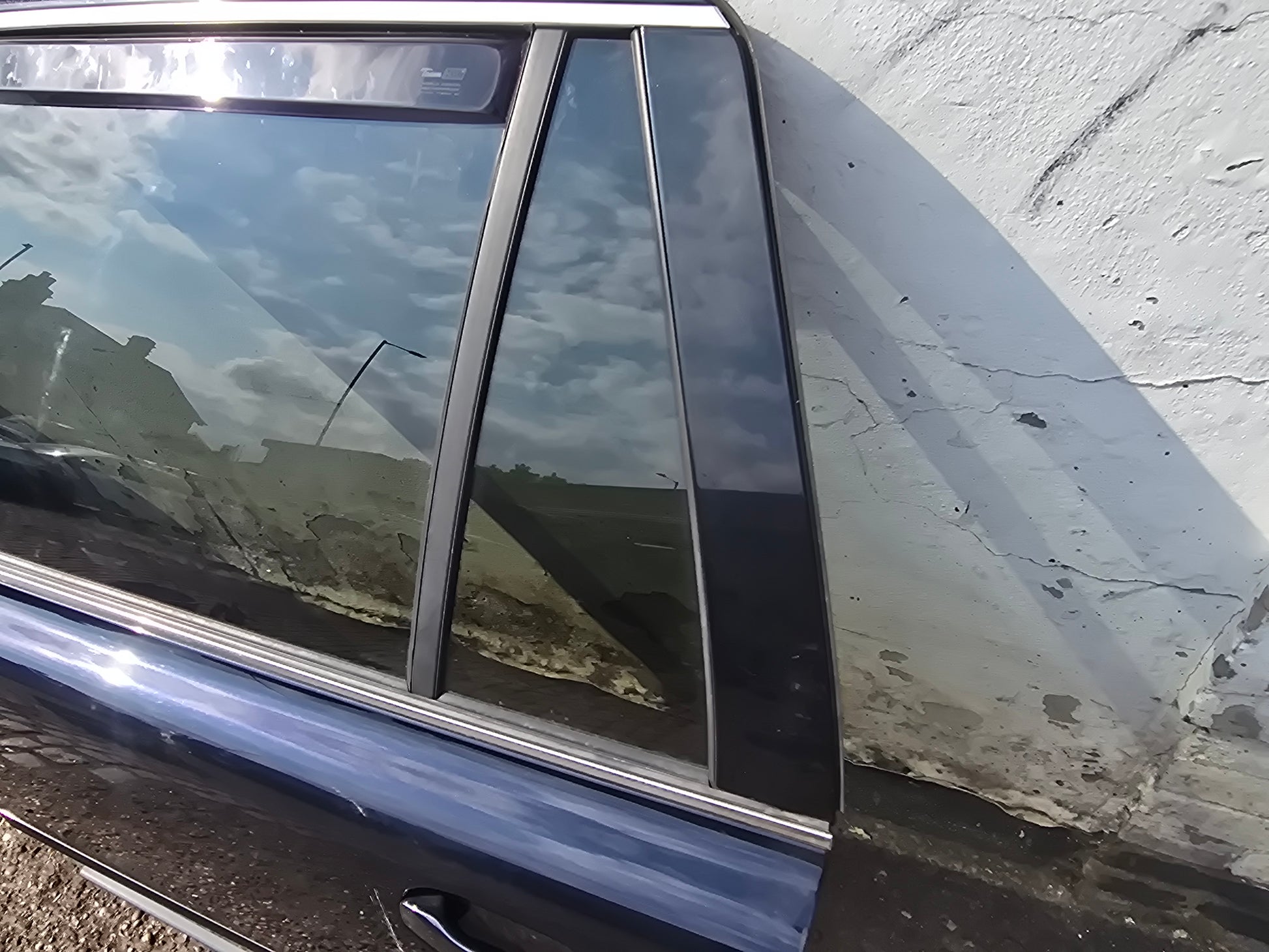2006-2013 Volvo XC90 D5 Rear Passenger Door Blue 379256