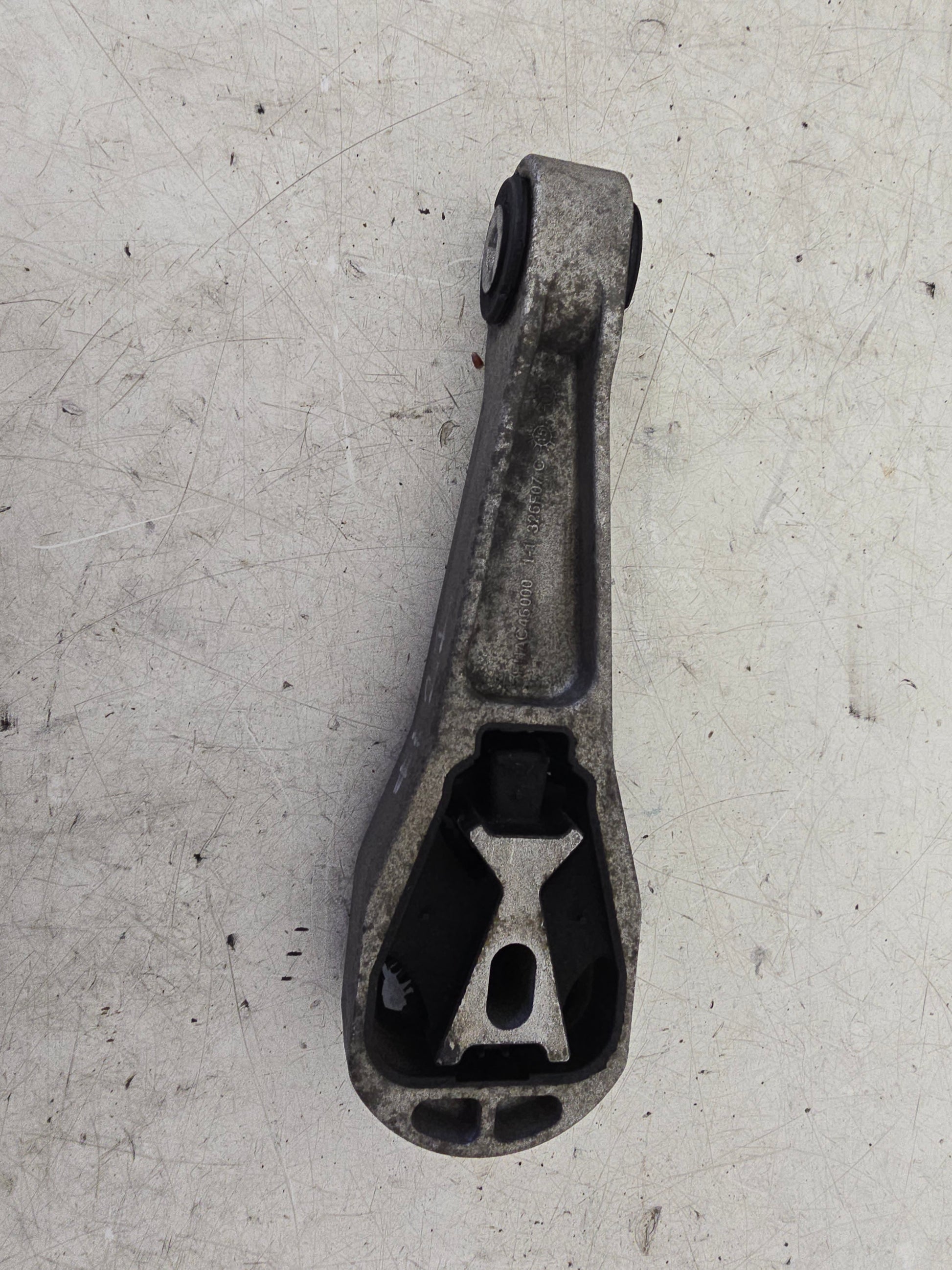 2015 Volvo V40 2.0 D2 Upper Right Engine Mount 31359642