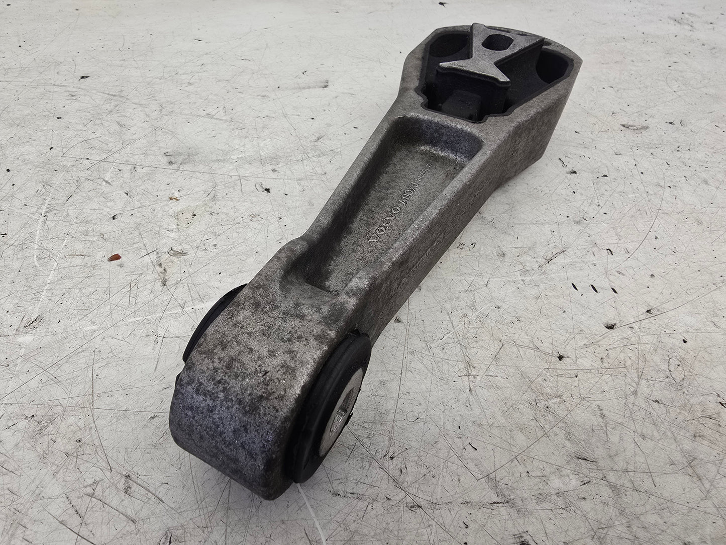 2015 Volvo V40 2.0 D2 Upper Right Engine Mount 31359642