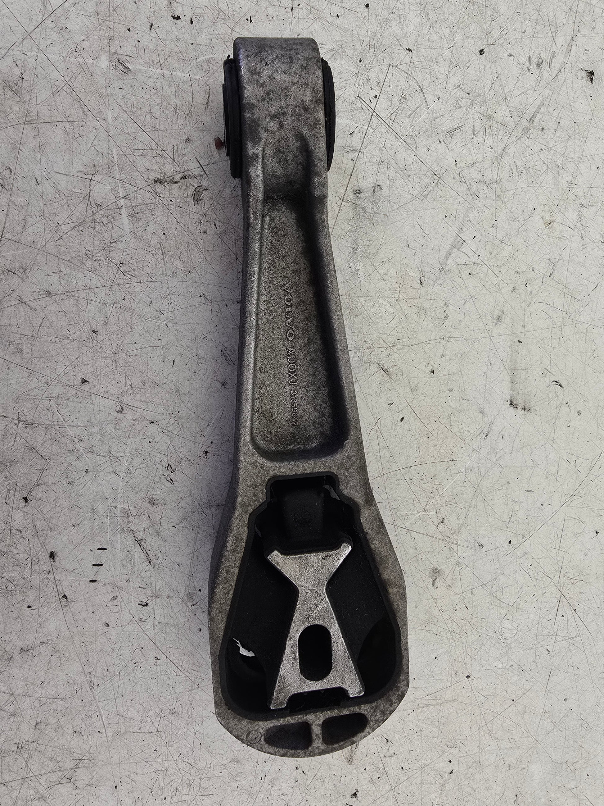 2015 Volvo V40 2.0 D2 Upper Right Engine Mount 31359642