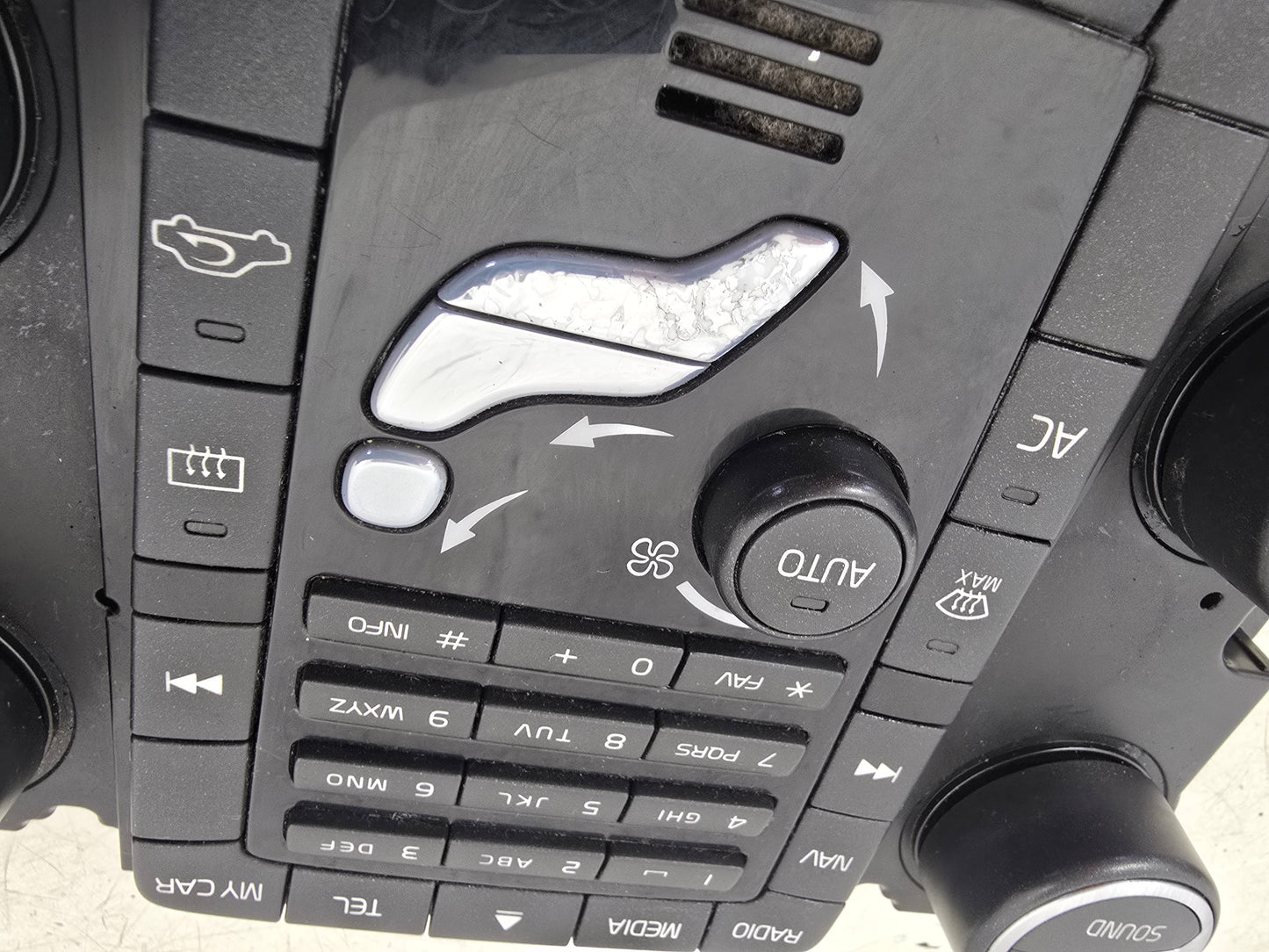 2008-2013 Volvo S60 V60 Heater Radio Control Panel 30795272