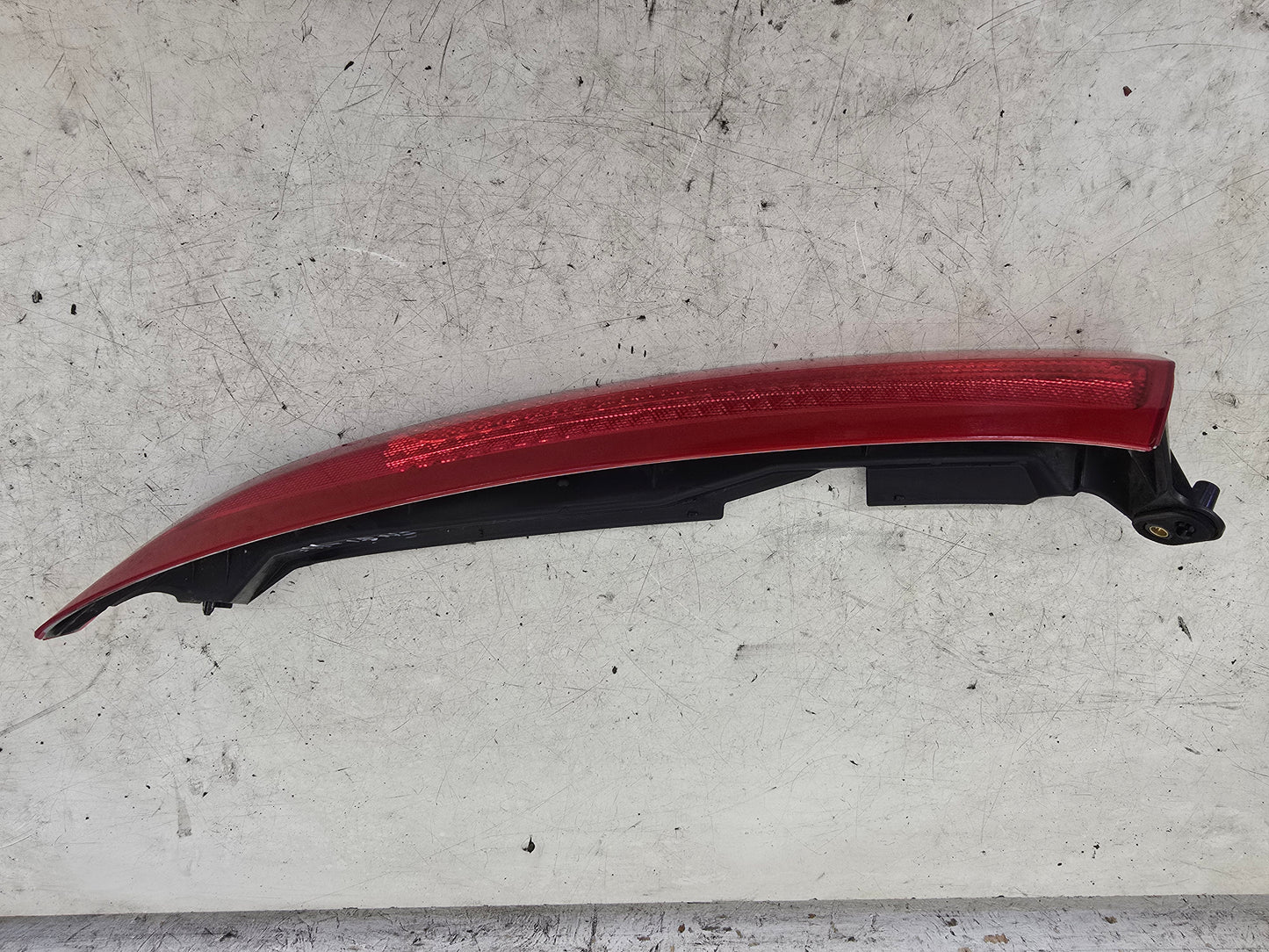 2002-2012 Volvo XC90 Left Rear Light 30698141