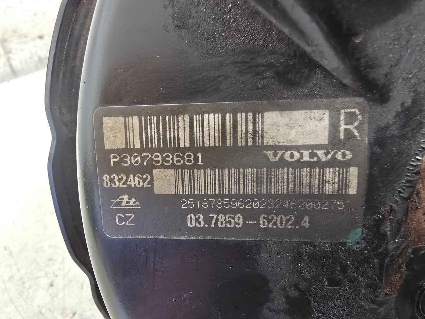 2003-2014 Volvo XC90 D5 Brake Booster 30793681