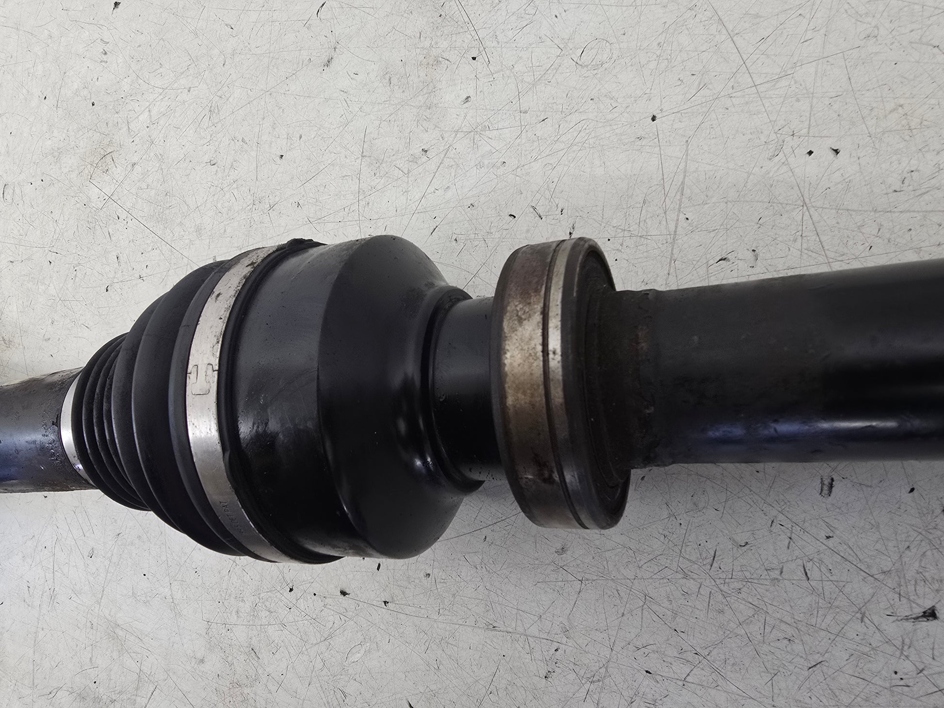 2006 Volvo XC90 D5 Front Right Drive Shaft 30735563