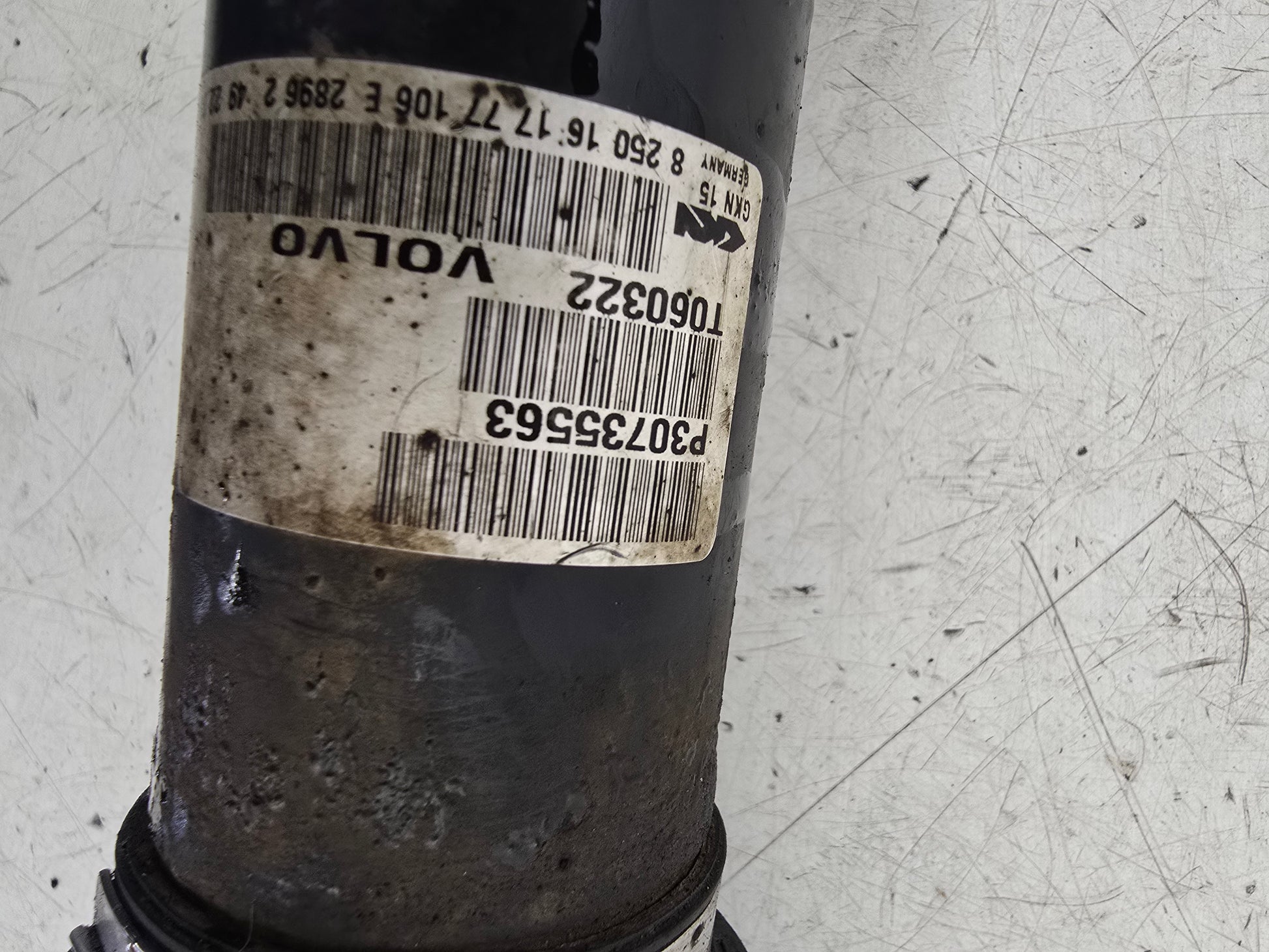 2006 Volvo XC90 D5 Front Right Drive Shaft 30735563