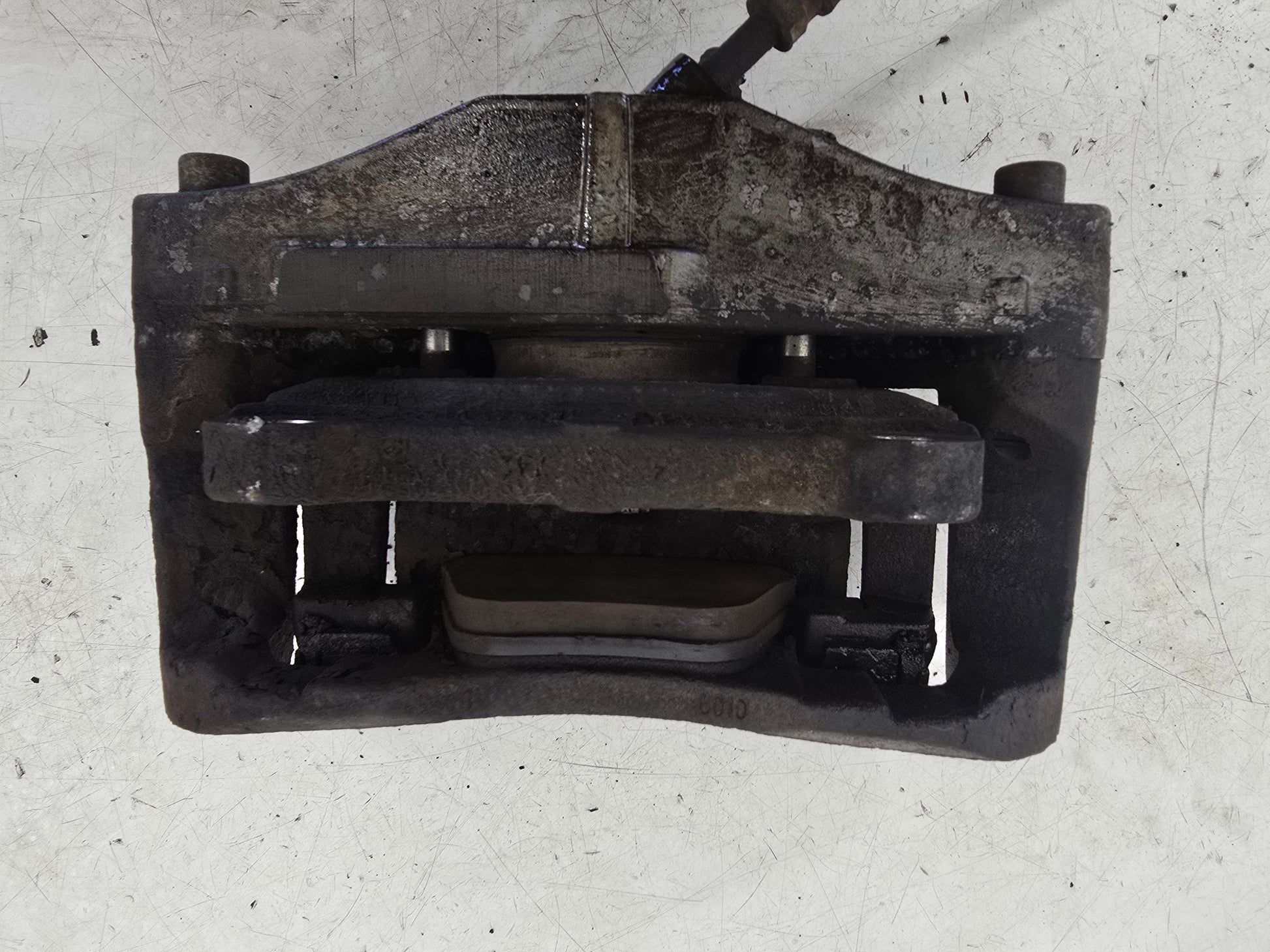 2002-2014 Volvo XC90 D5 Front Right Brake Caliper 30857307
