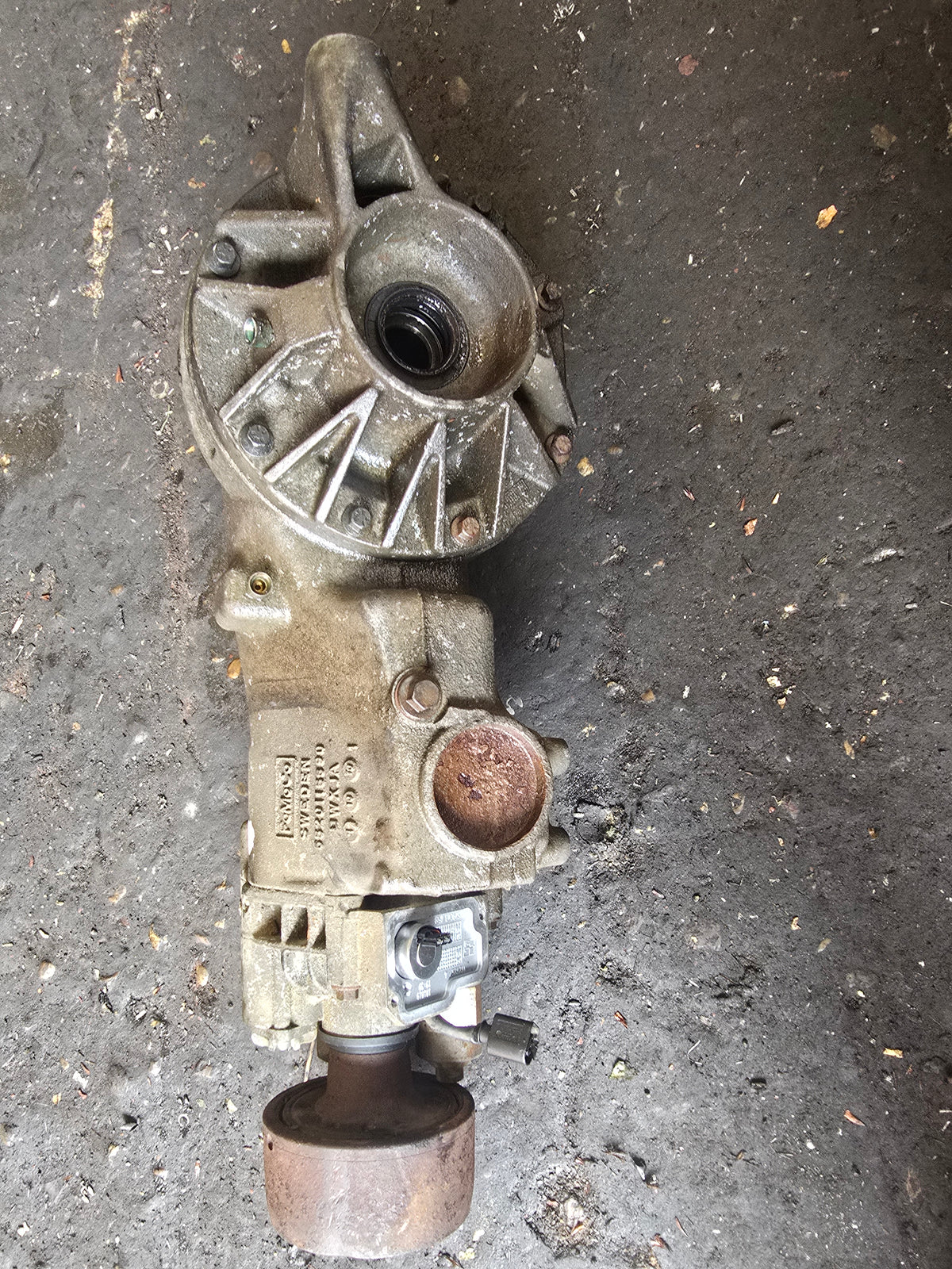 2010-2013 Volvo XC60 Rear Differential Assembly 6520115890