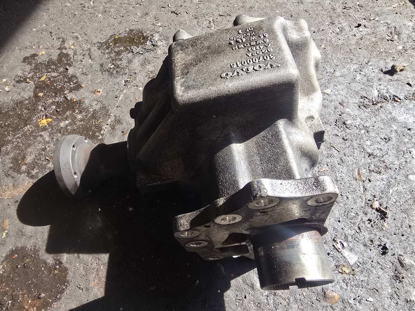 Volvo XC90 2006-2009 Front Differential Assembly 30700016 — photo 2