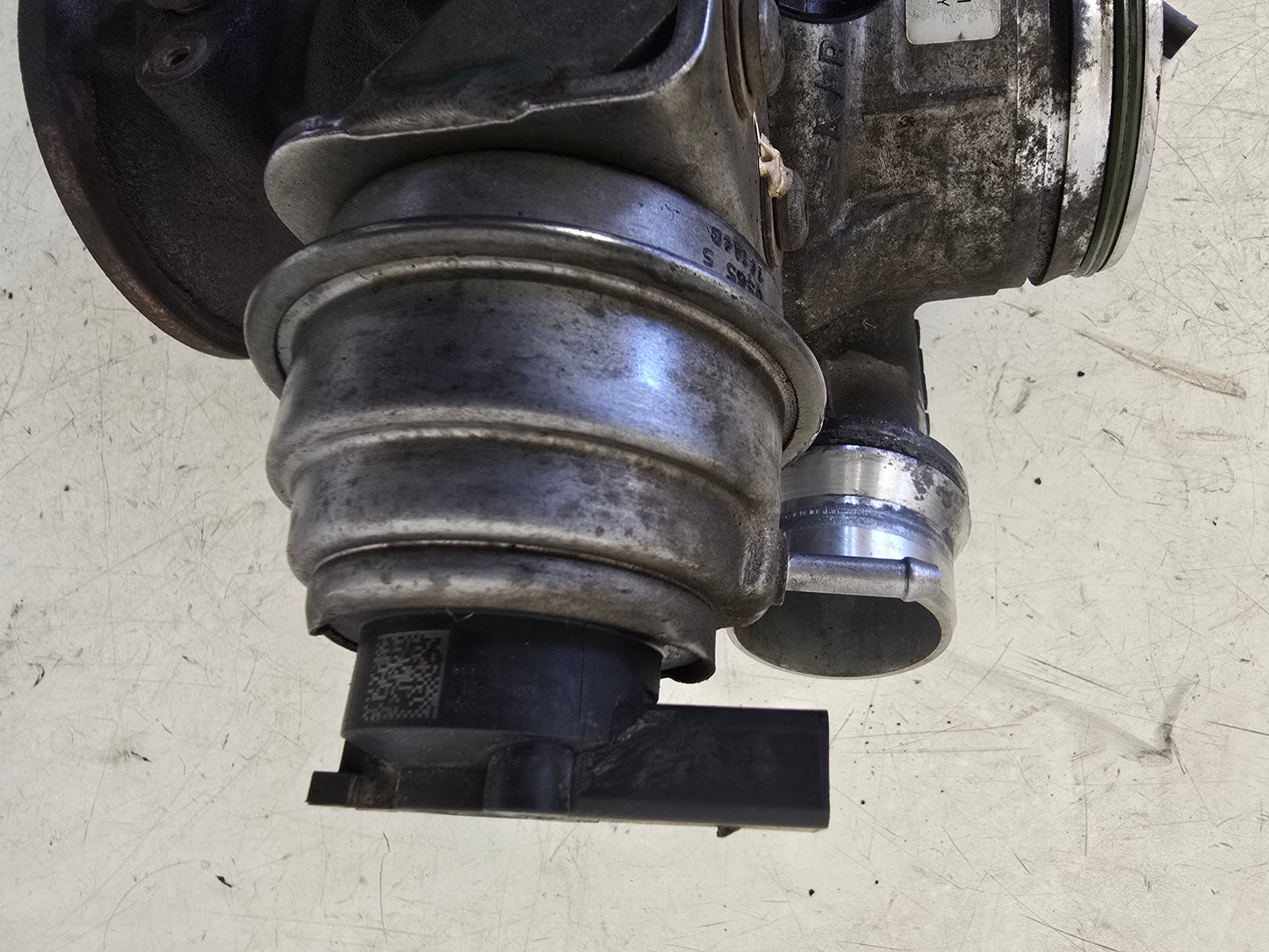 2015 Volvo V40 2.0D Turbocharger 31380131