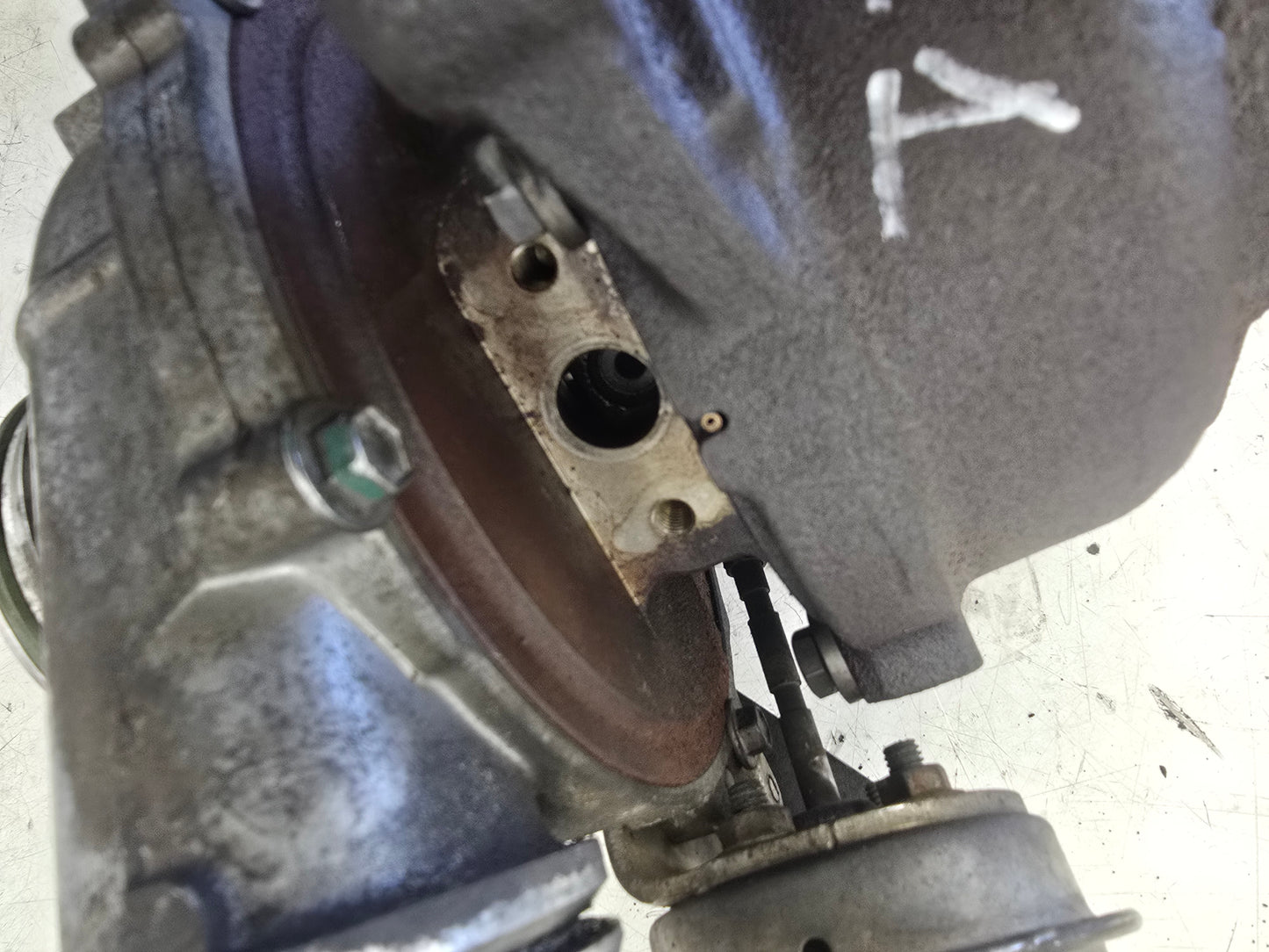 2015 Volvo V40 2.0D Turbocharger 31380131