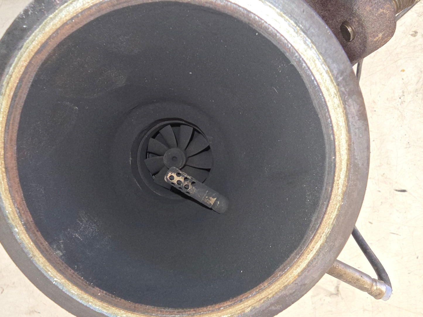 2015 Volvo V40 2.0D Turbocharger 31380131