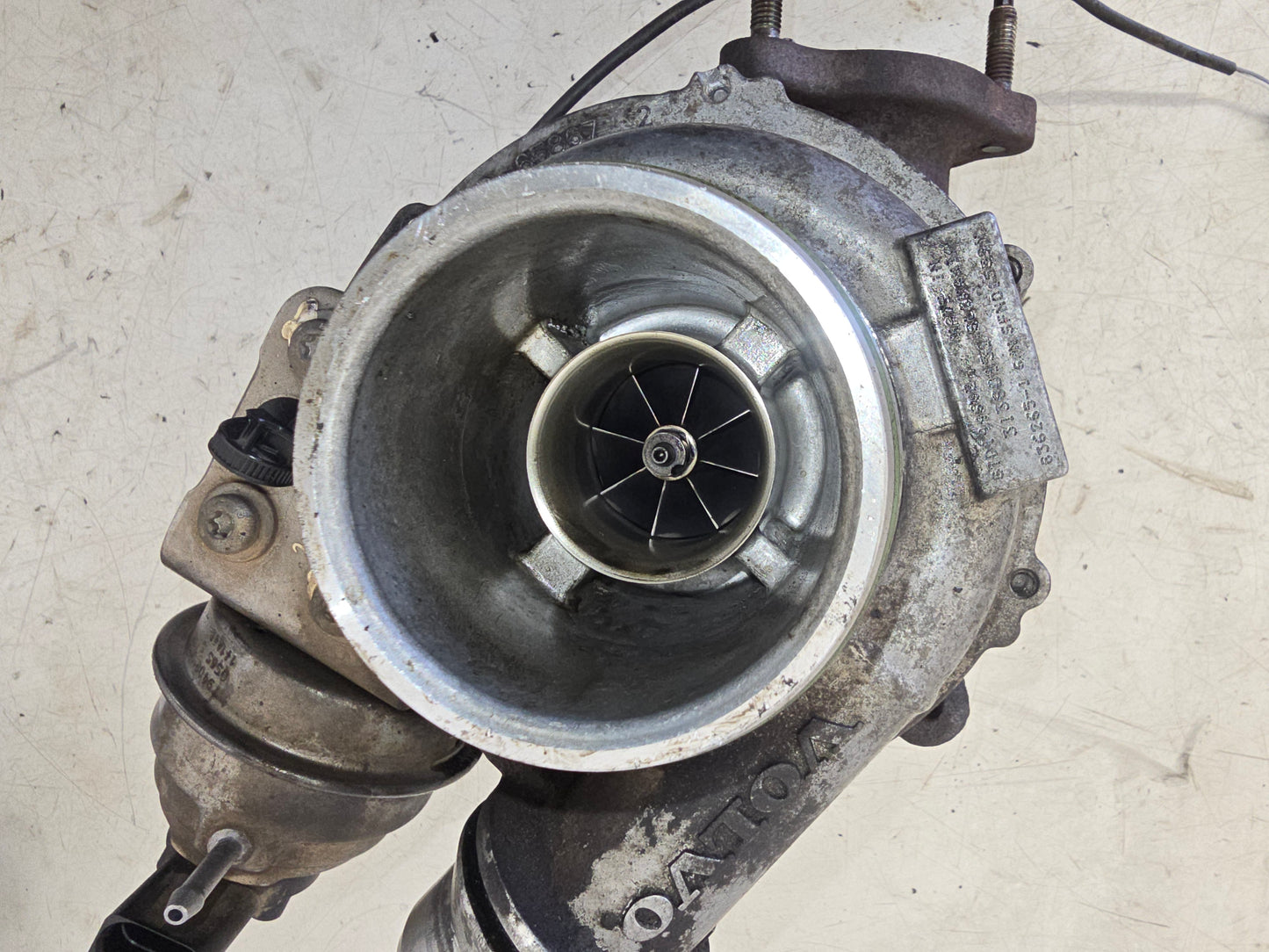 2015 Volvo V40 2.0D Turbocharger 31380131