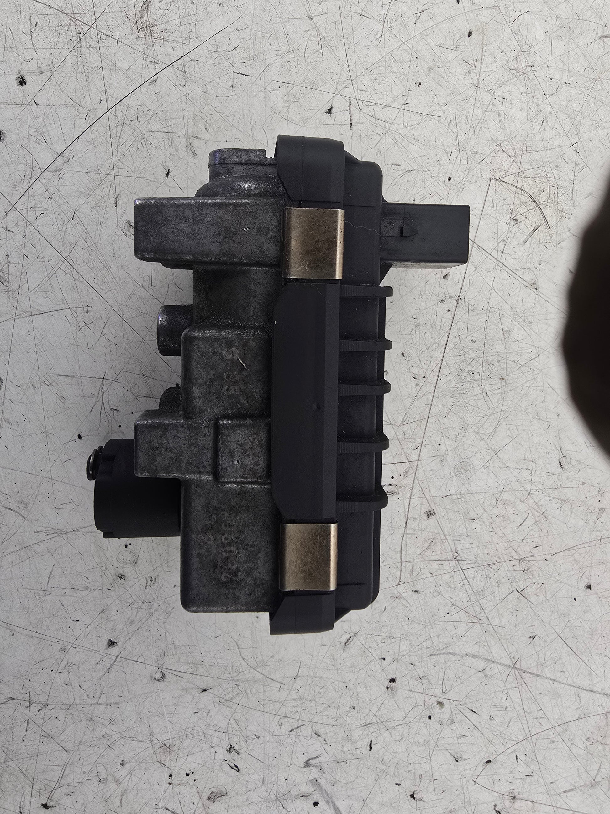2006-2010 Volvo XC90 D5 Swirl Flap Actuator 30757452