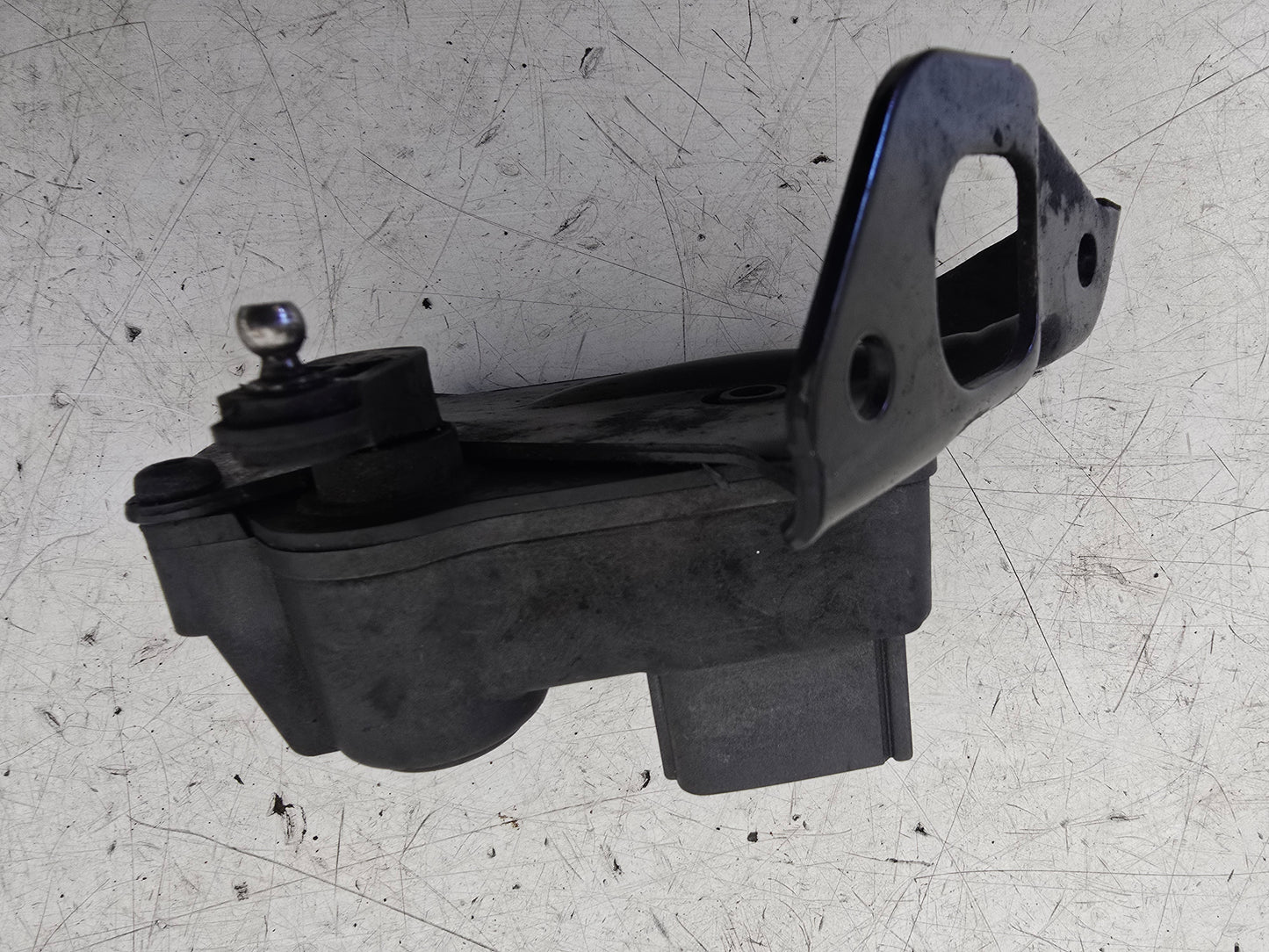 2006-2010 Volvo XC90 D5 Swirl Flap Actuator 30757452
